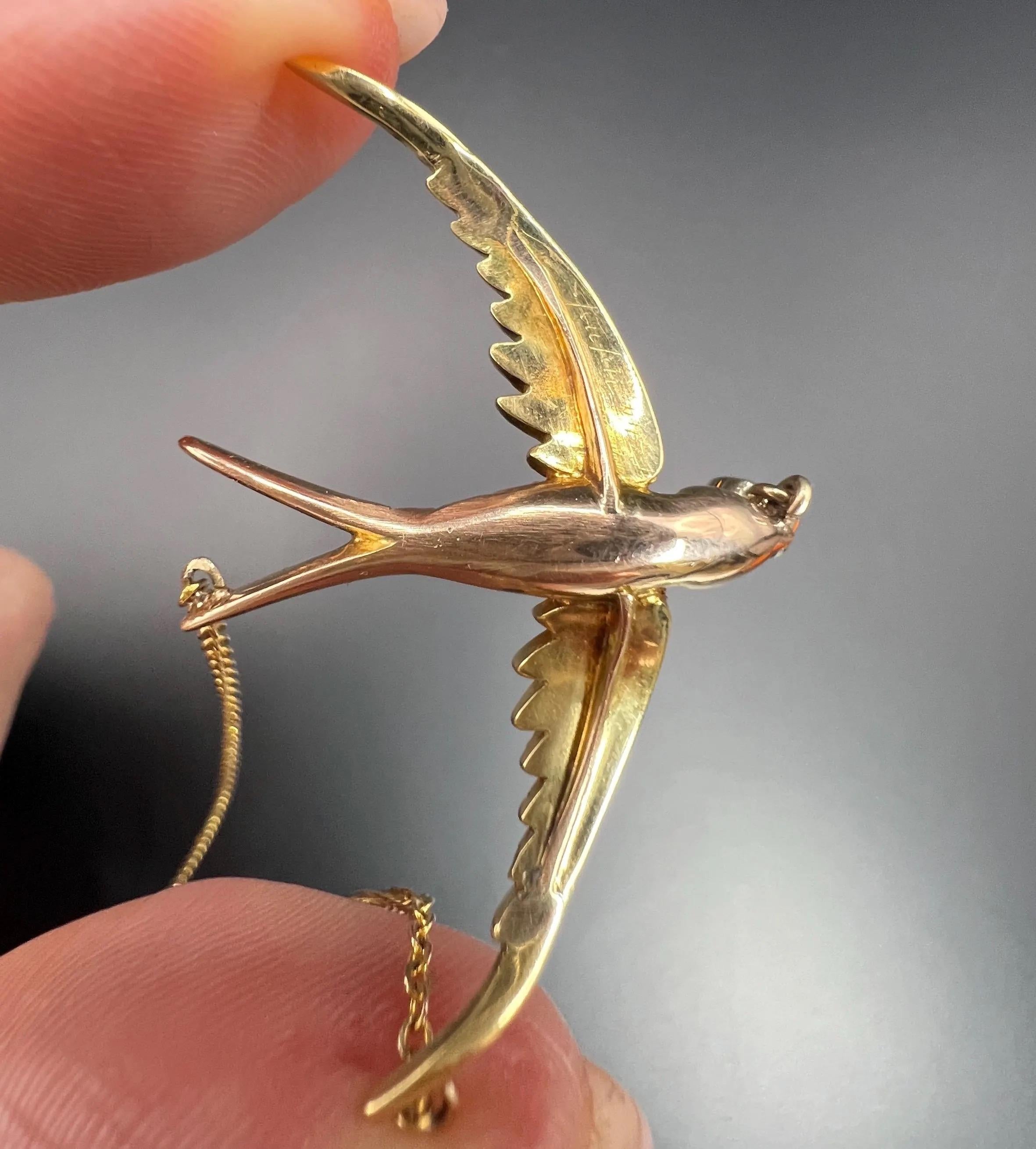 15ct Yellow Gold, Edwardian Pearl Swallow Pendant Necklace with Diamond Drop For Sale 4