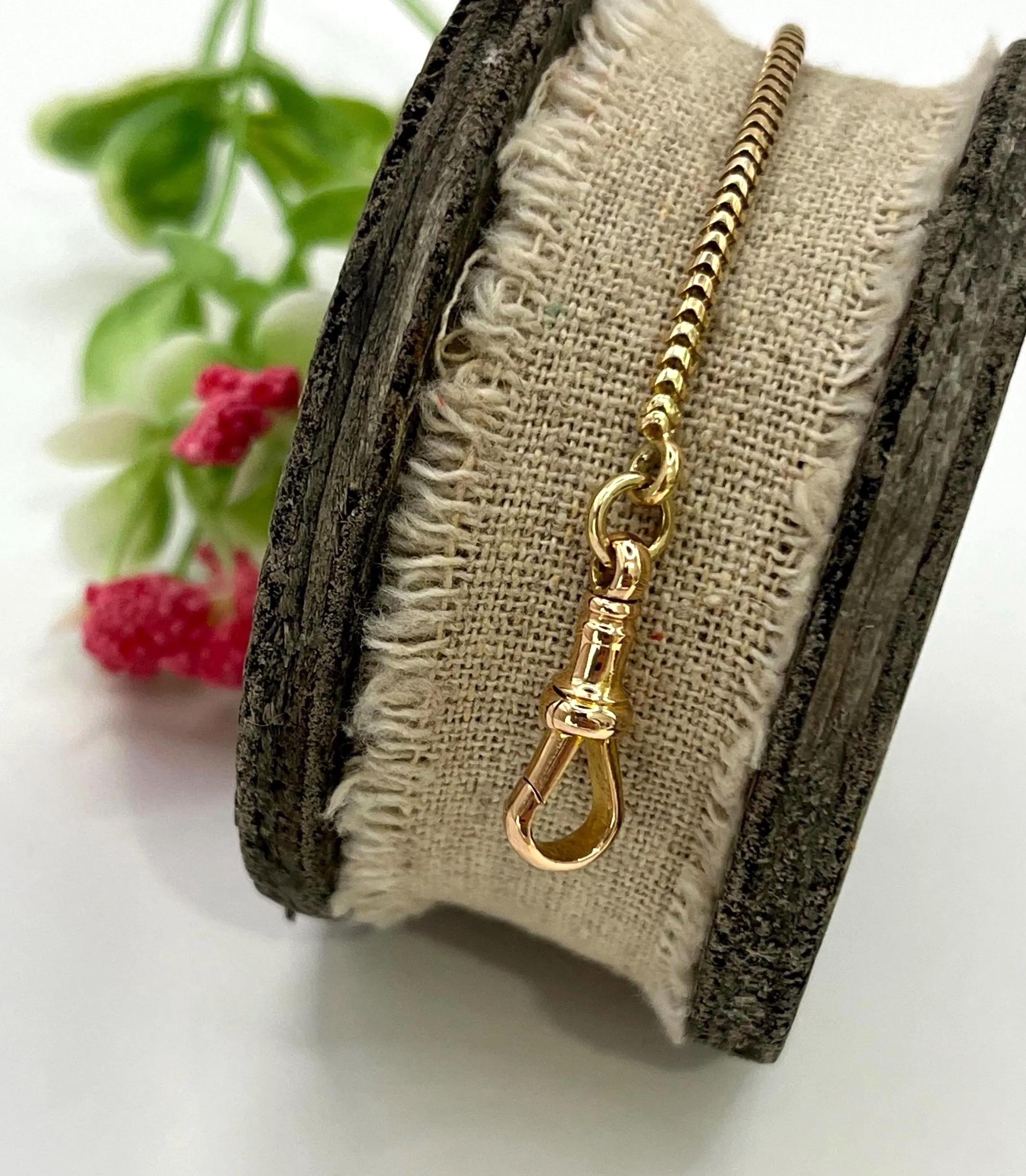 Pendentif en or jaune 15ct, Edwardian, chaîne à maillons serpent avec fermoir pivotant en vente 3