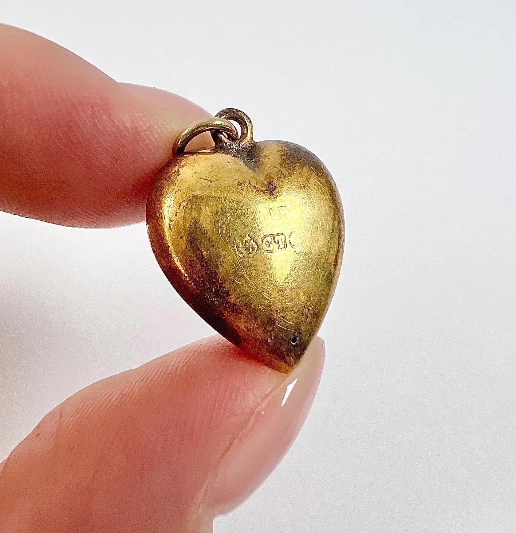 15ct Yellow Gold Stamped, Victorian Floral Decorated Puffy Gold Heart Pendant For Sale 2