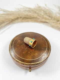 Dedal Victoriano de Oro Amarillo y Turquesa de 15 ct con Caja Antigua Original