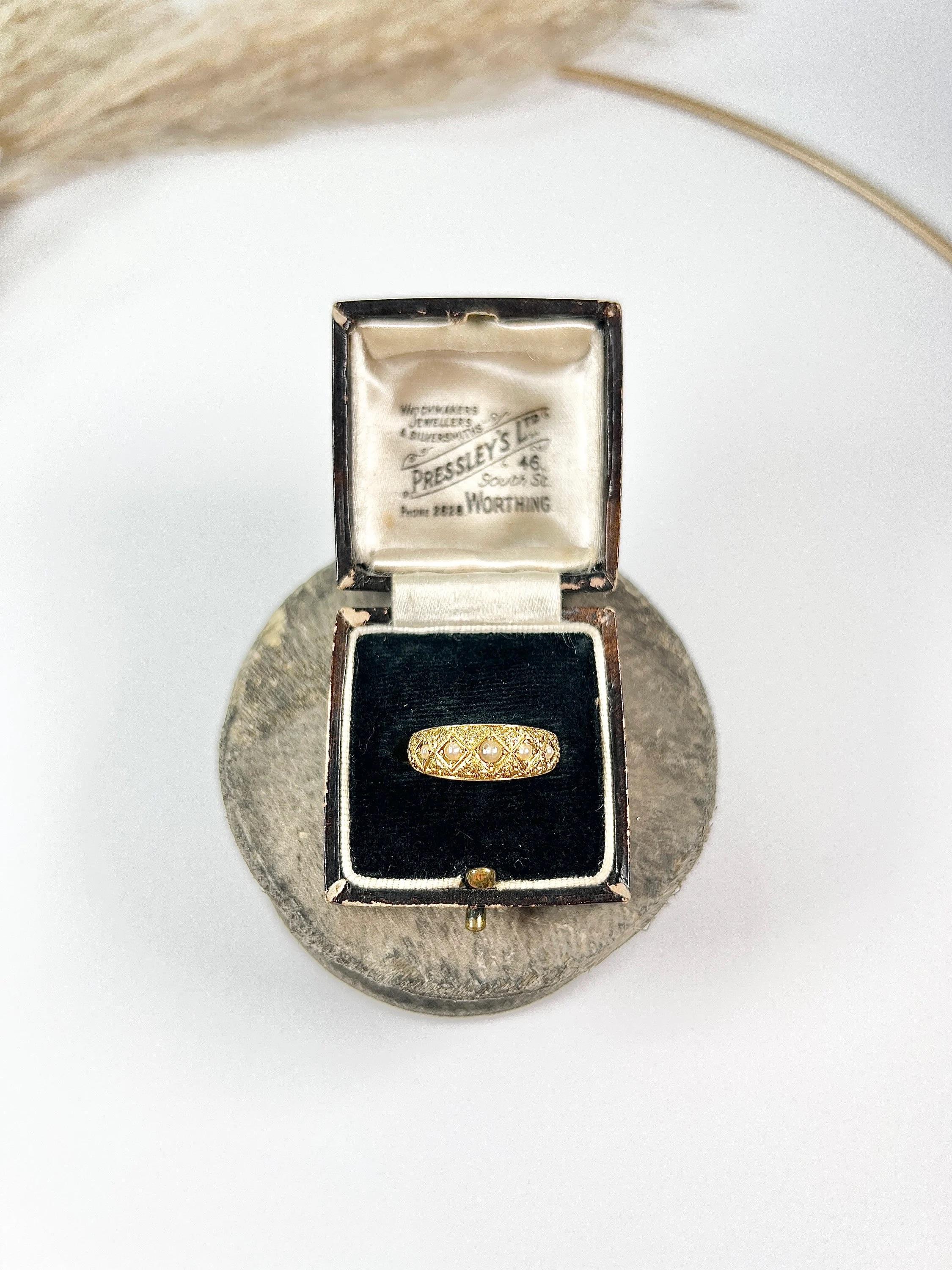 Round Cut 15ct Yellow Gold Victorian Five Stone Pearl Band Ring Hallmarked Chester 1887