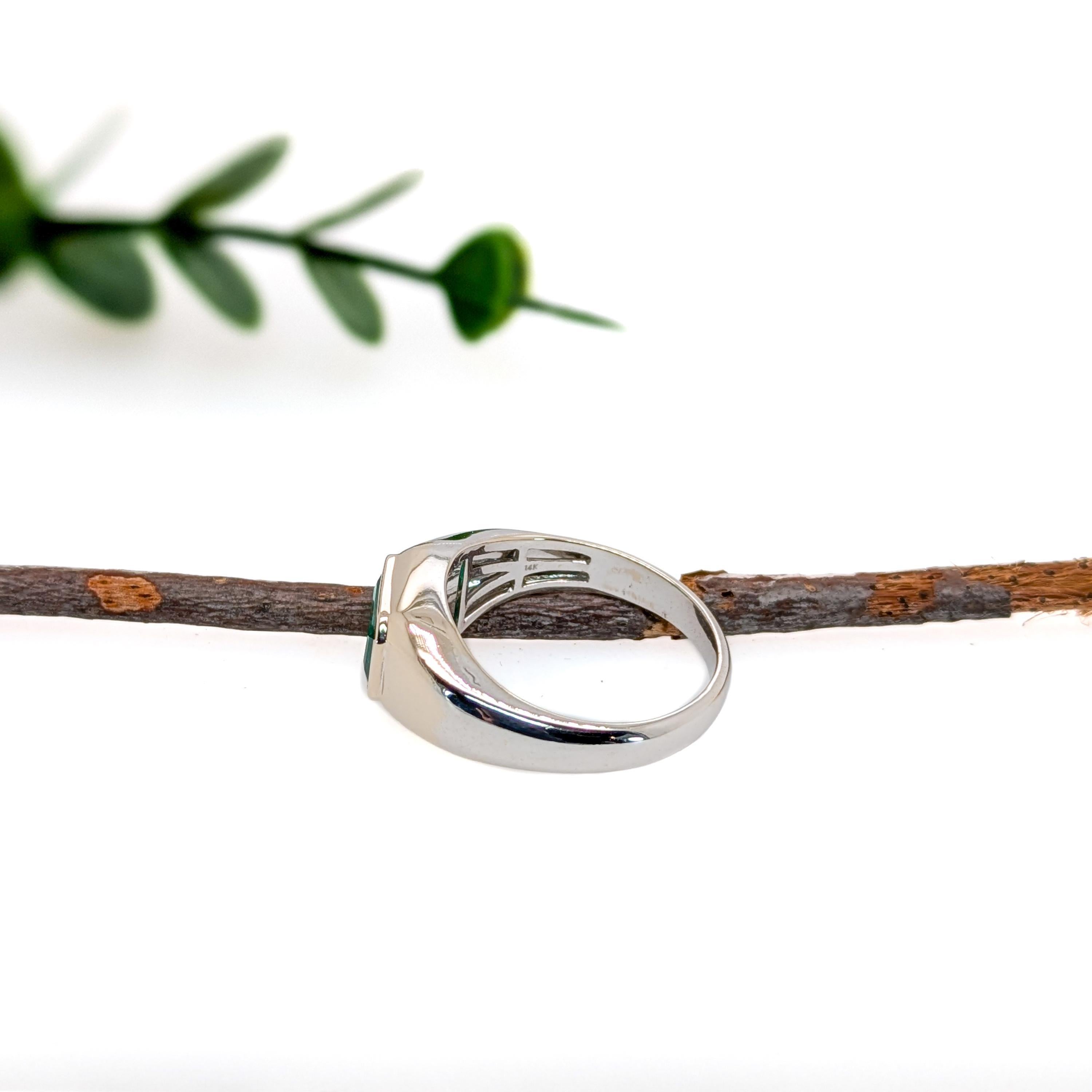 1,5 Karat sambischer Smaragd Solitär Ring aus massivem 14K Gelbgold  EM 8x6mm Damen im Angebot