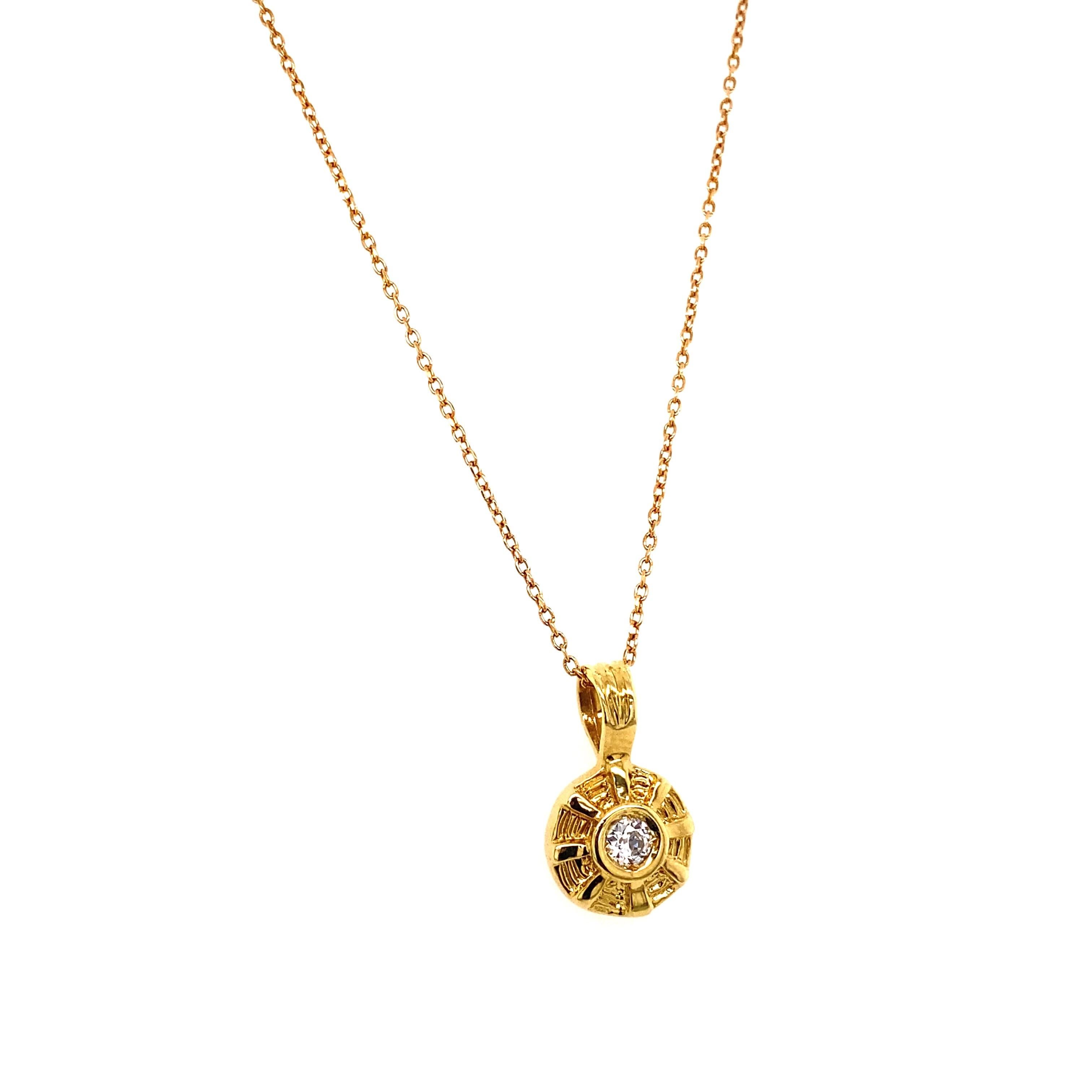 Women's or Men's .15ctw Dainty 18 Karat Yellow Gold Diamond Pendant Necklace  For Sale