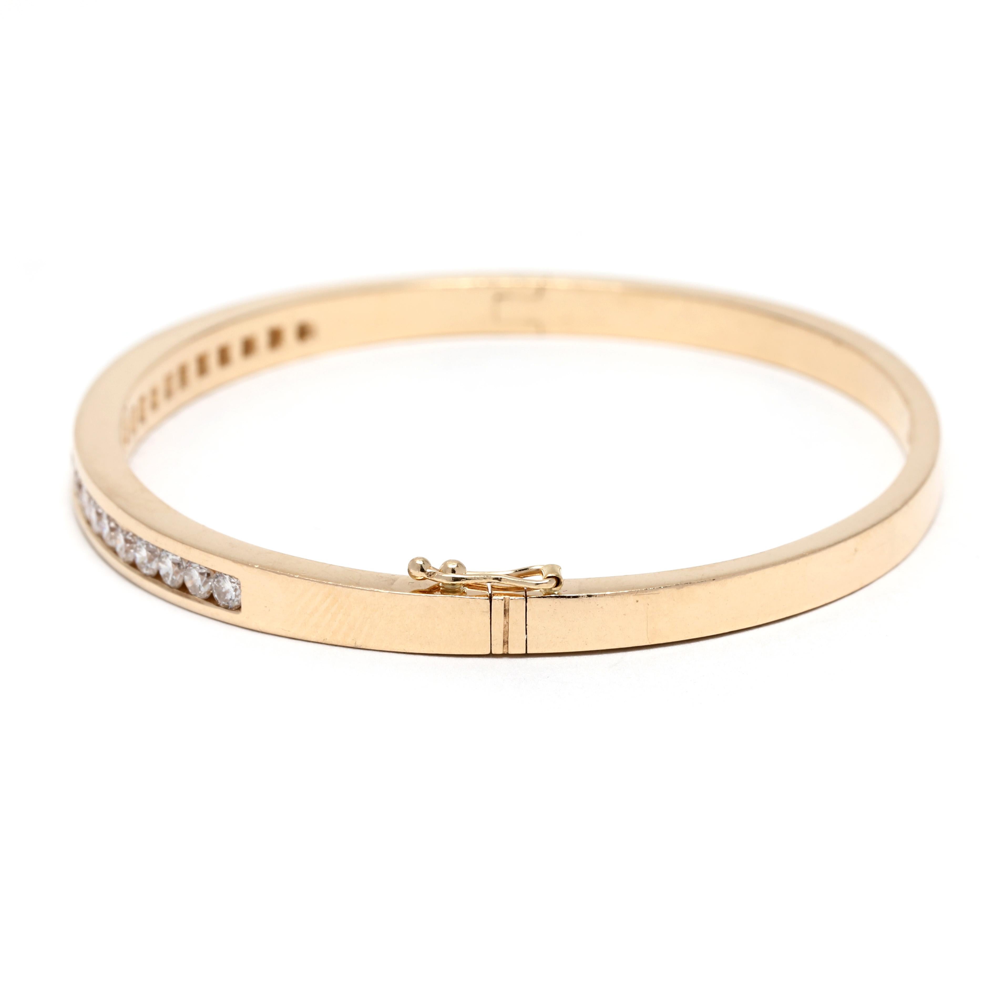 1,5 Karat Diamant-Armreif mit Scharnier, 14k Gelbgold im Zustand „Gut“ in McLeansville, NC