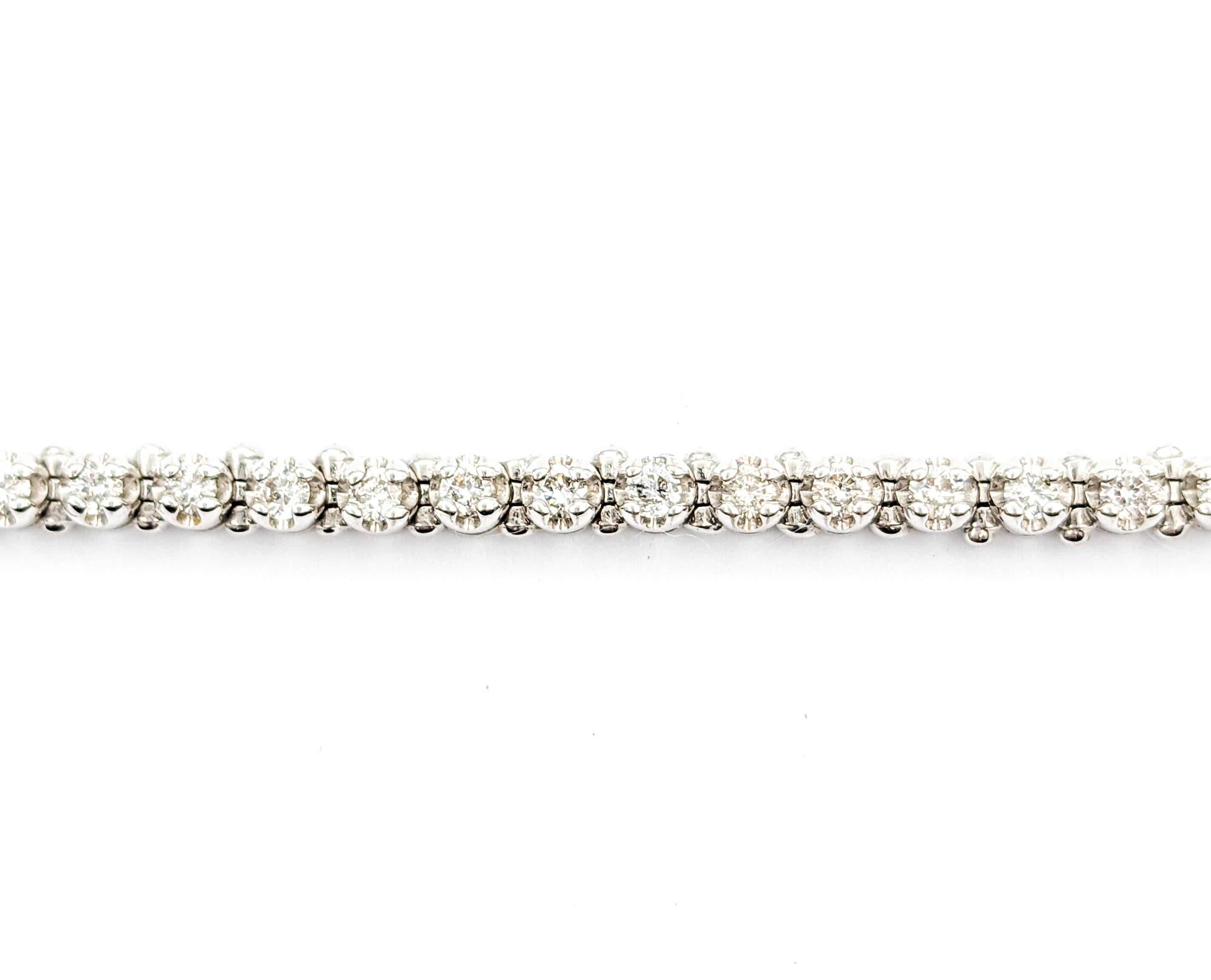  Bracelet de tennis en or blanc avec diamant de 1,5ctw Pour femmes 