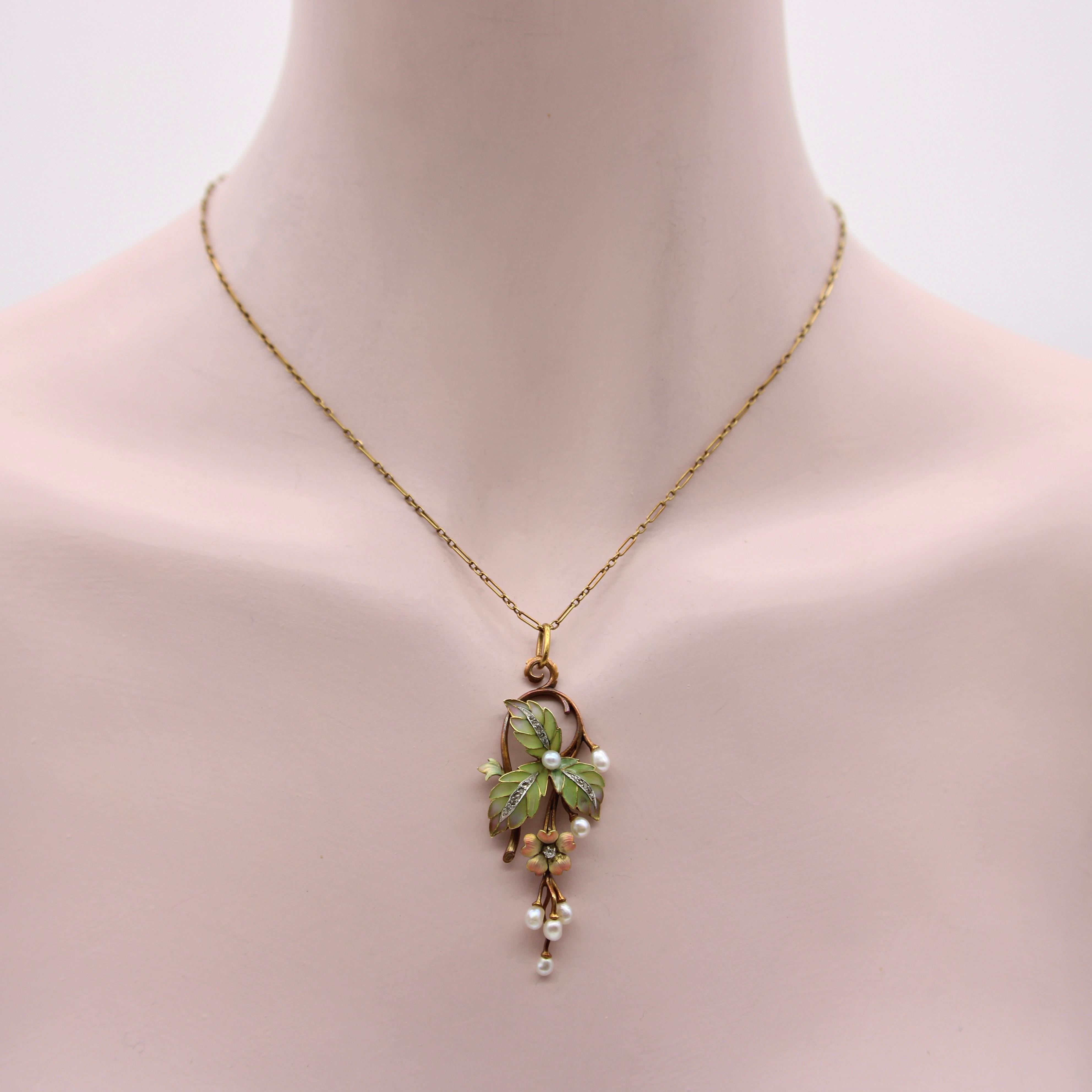 15k Gold Art Nouveau Plique-à-jour Diamond and Pearl Necklace For Sale 3