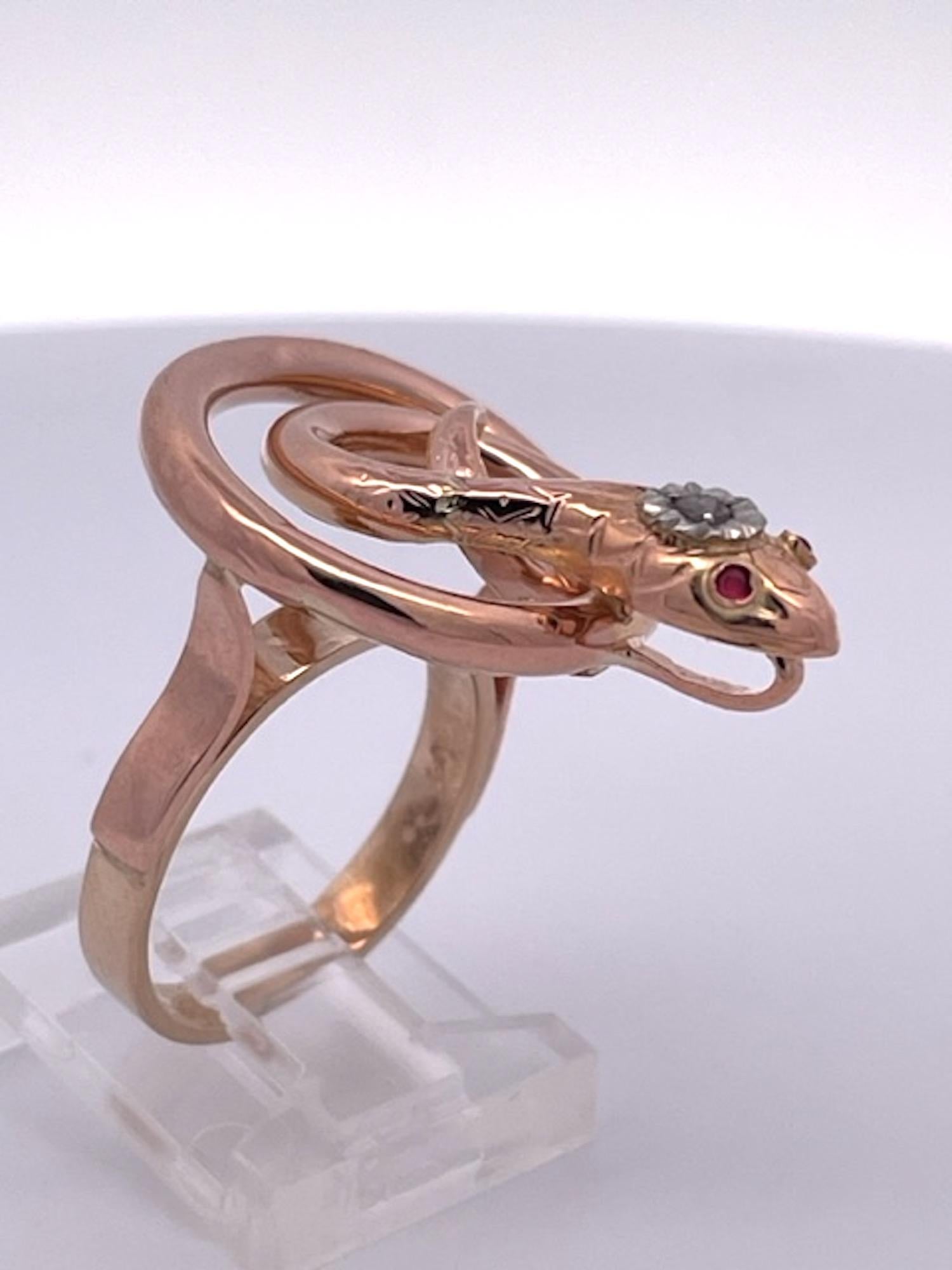 Art Deco 15K Snake Ring in Circular format For Sale