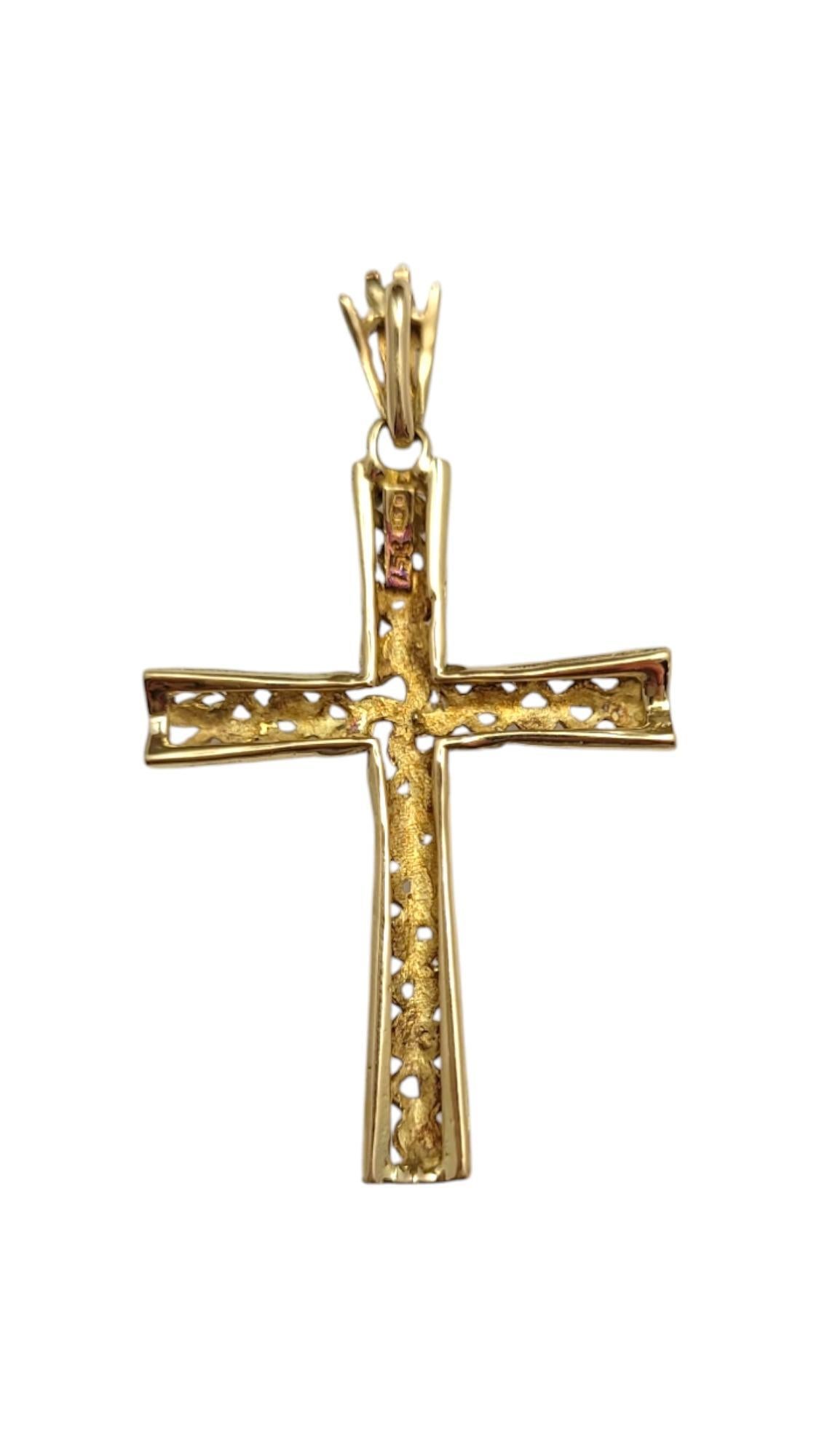 Pendentif croix en or jaune 15 carats avec émail bleu #19825 Pour femmes en vente