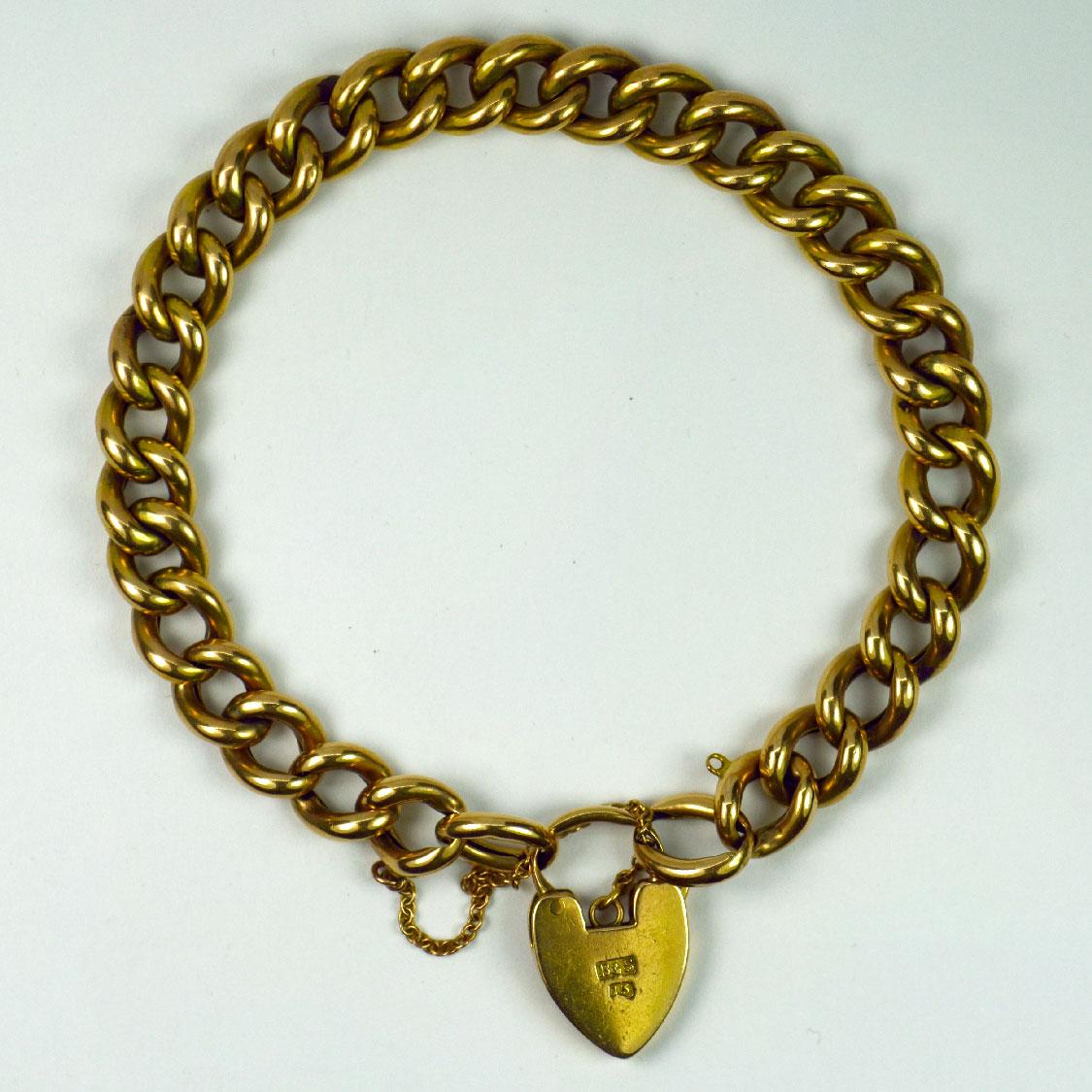 15K Yellow Gold Heart Padlock Curb Link Bracelet In Good Condition In London, GB