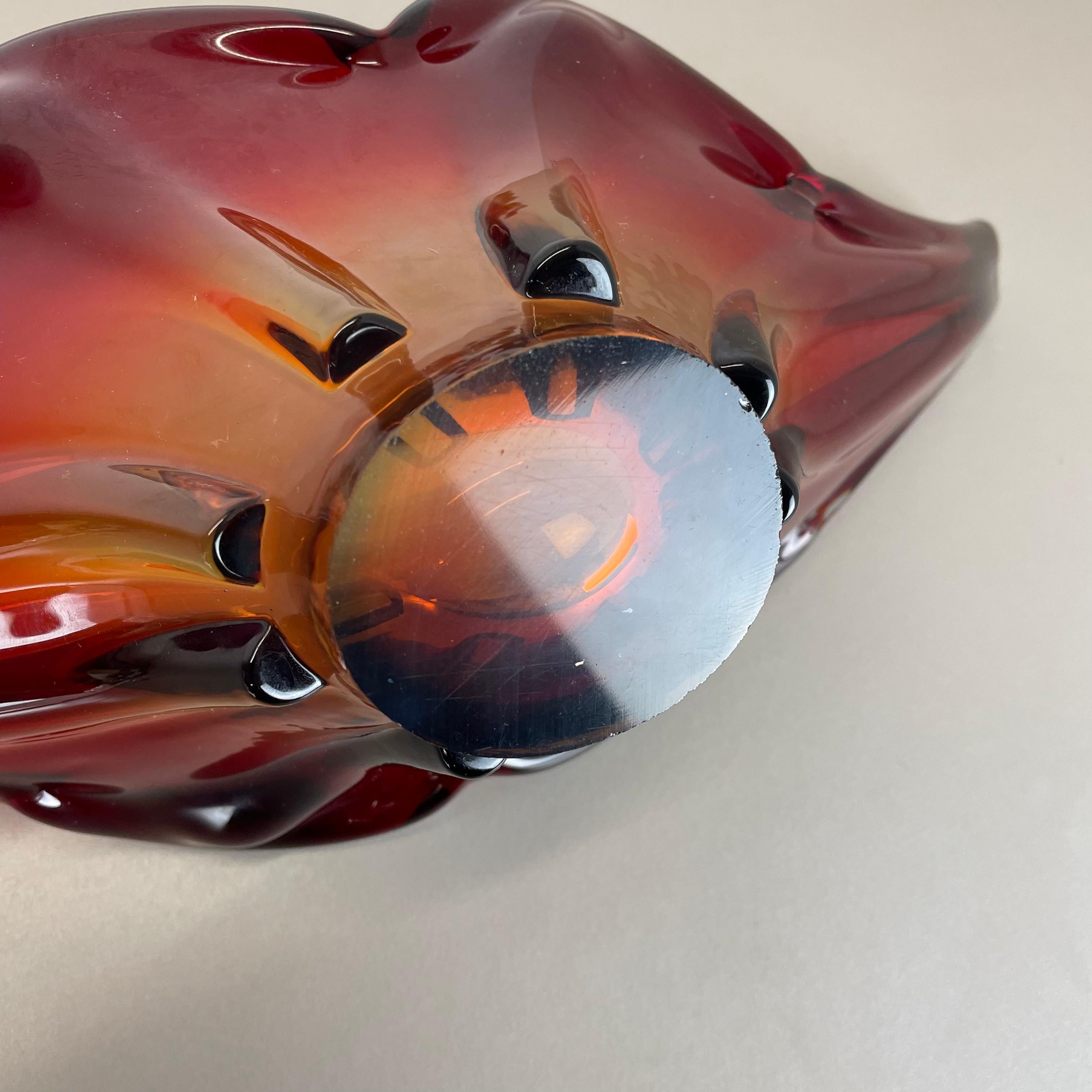 1.5kg Glass Bowl Shell Centerpiece by Flavio Poli Attrib., Murano, Italy, 1970s For Sale 11