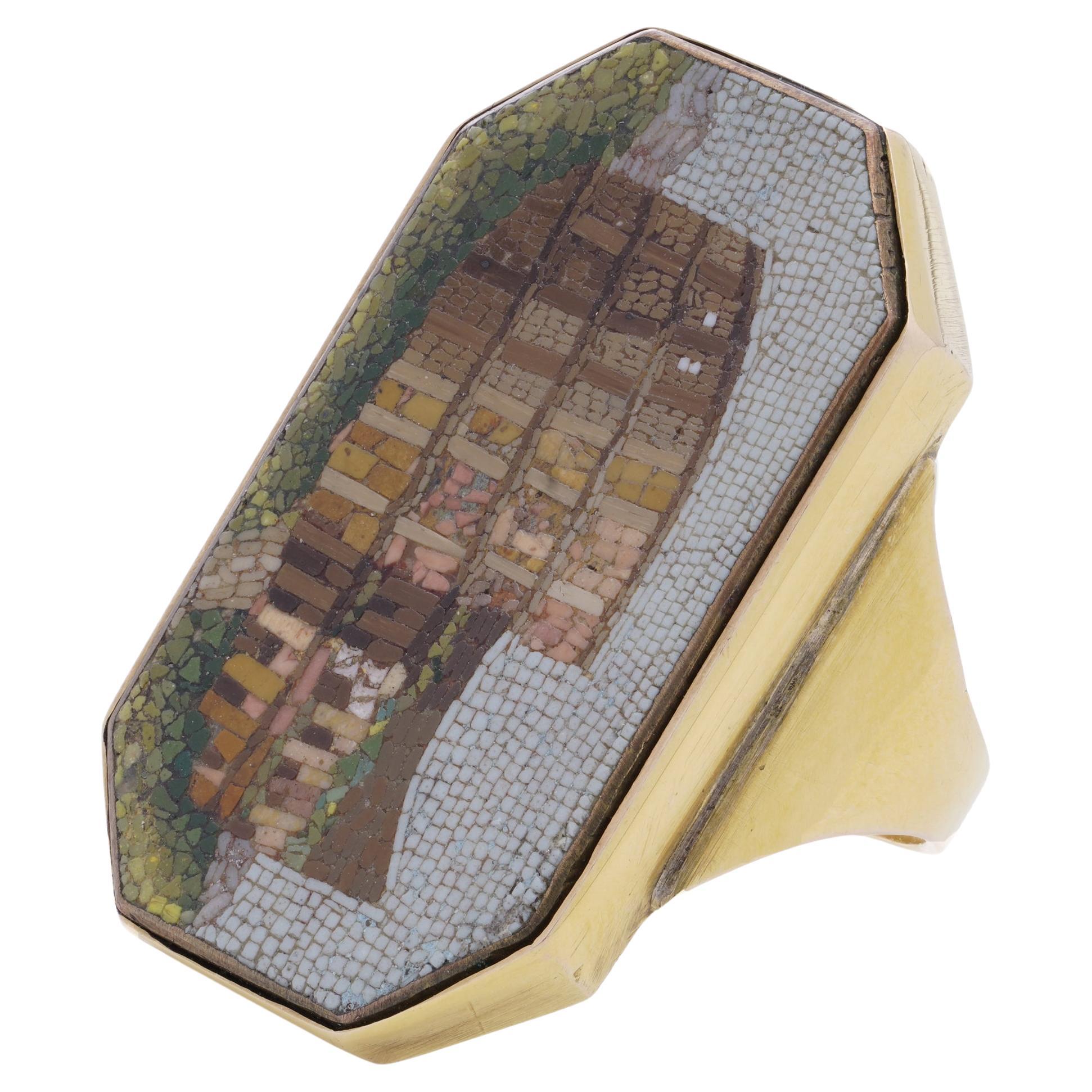 15kt. yellow gold men's micro mosaic ring featuring the Colosseum in Rome For Sale