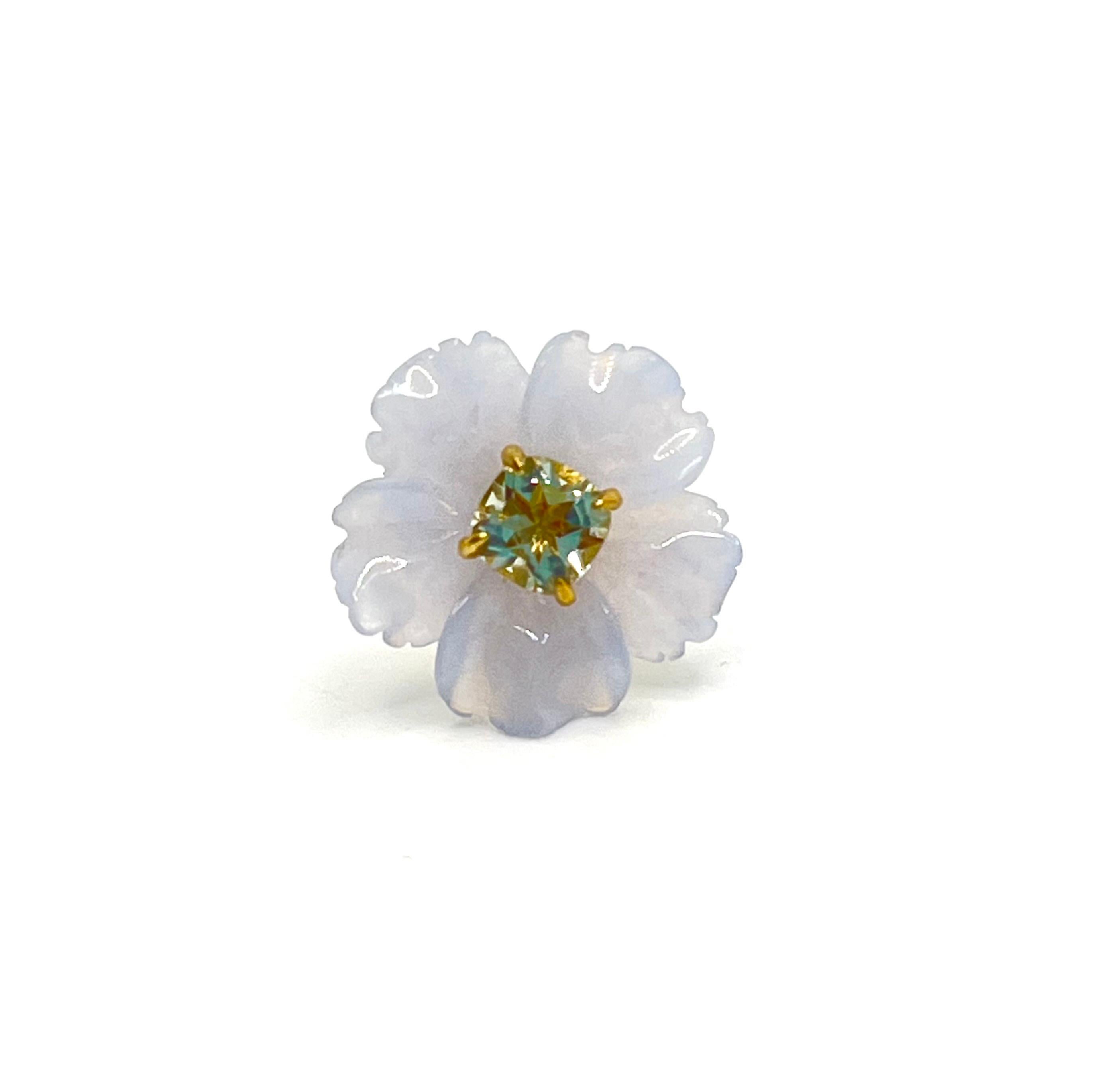 15mm geschnitzt Chalcedon Blume und Kissen Prasiolith Vermeil Ohrringe (Kissenschliff) im Angebot