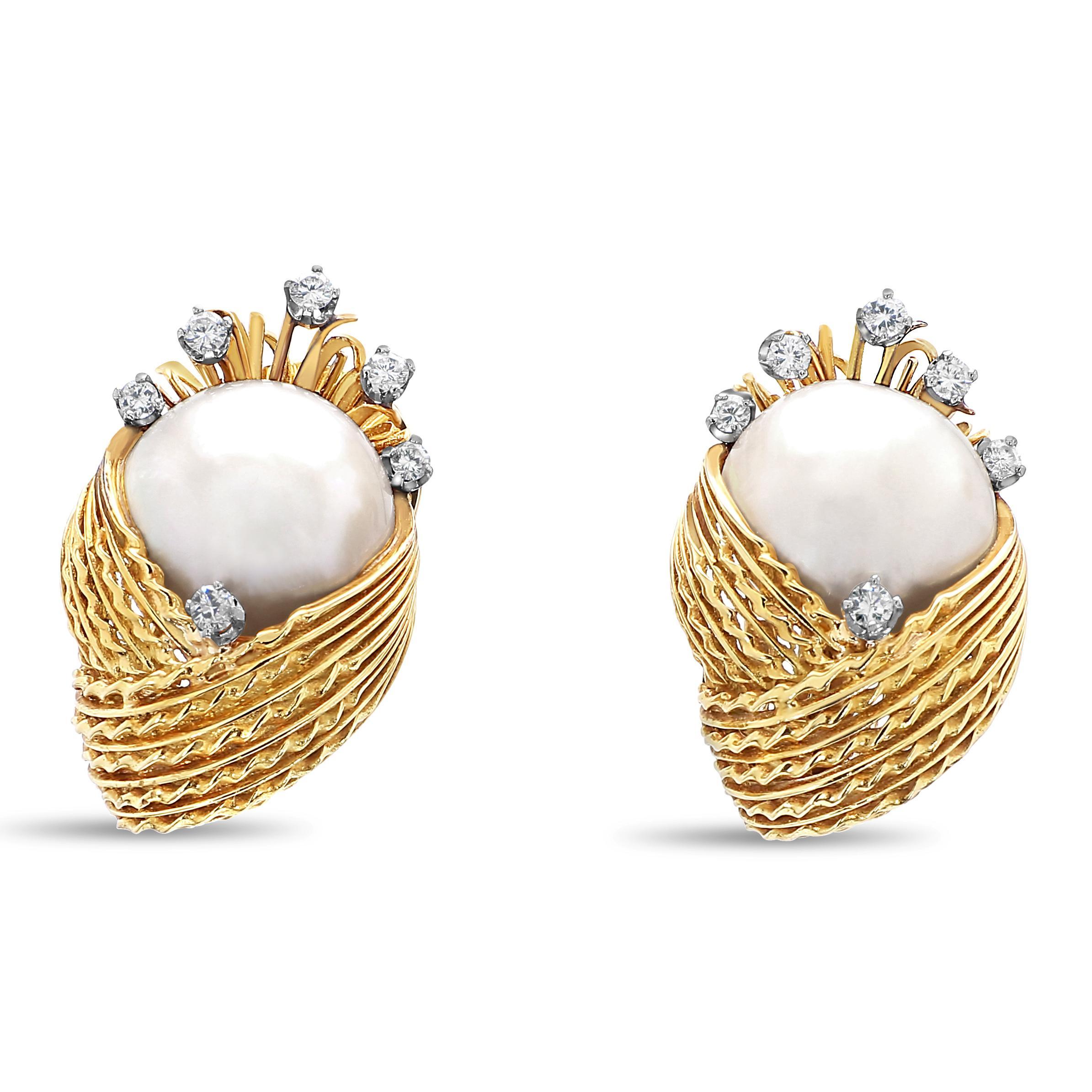 15mm Mabe Pearl & Diamond 14K Gold Retro Era Lever Back Earrings in vendita 2