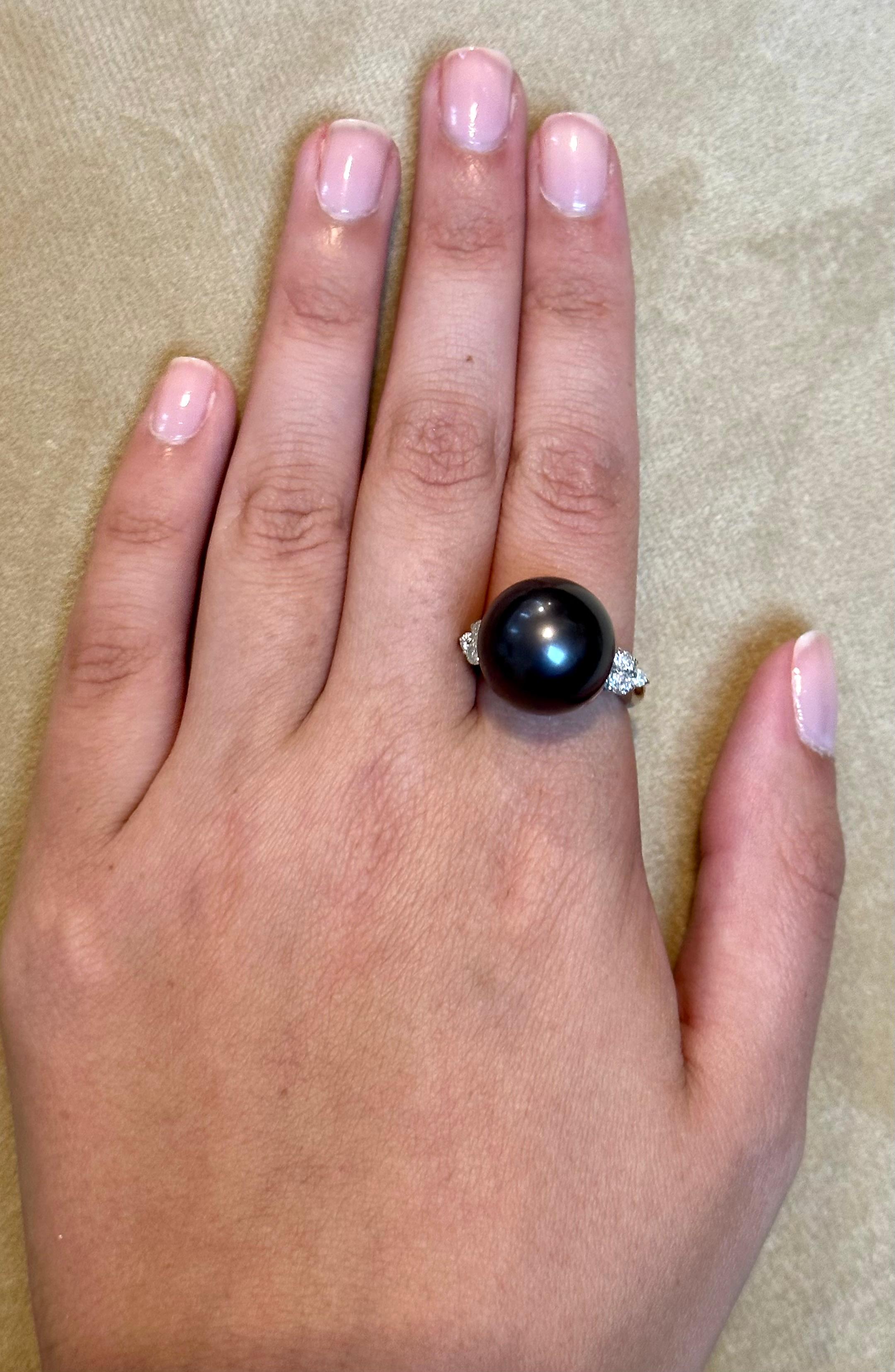 15MM  Round Black Tahitian  Pearl & Diamond Platinum Ring Size 5.5 For Sale 4