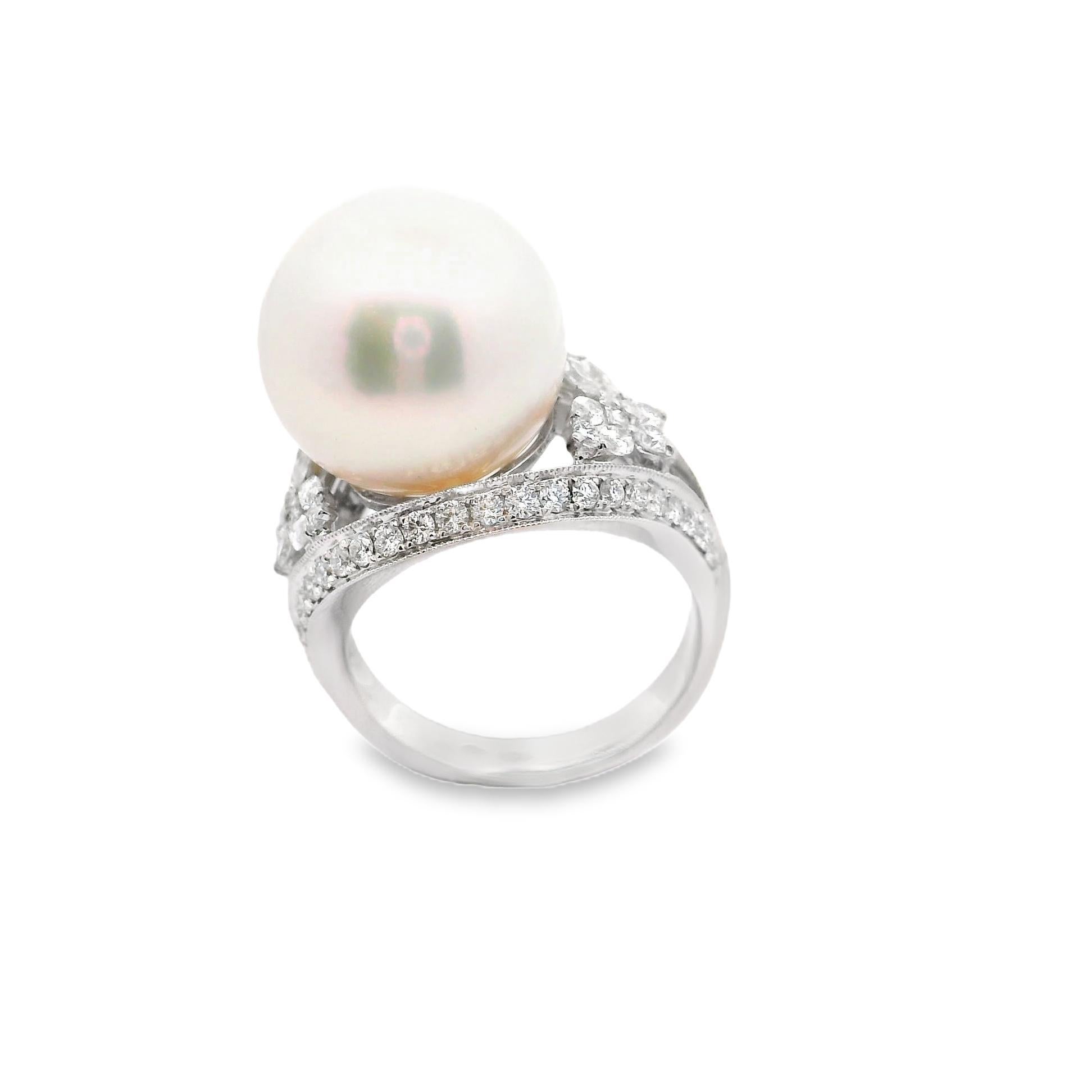 Ball Cut 15MM South Sea Pearl Diamond 18k White Gold Butterfly Ring For Sale
