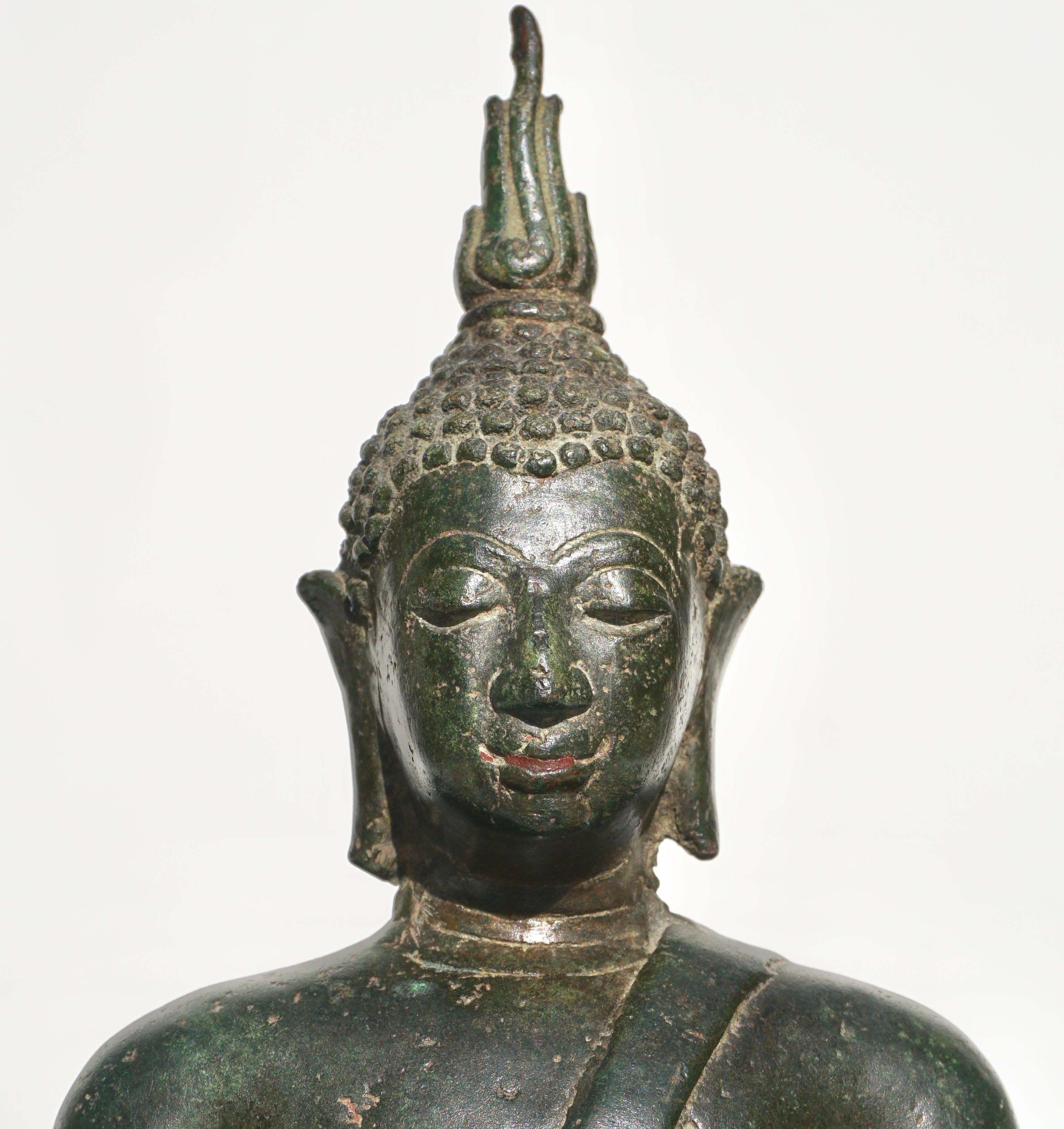 15th-16th Century Thai Ayutthaya Bronze Buddha In Good Condition In Dallas, TX