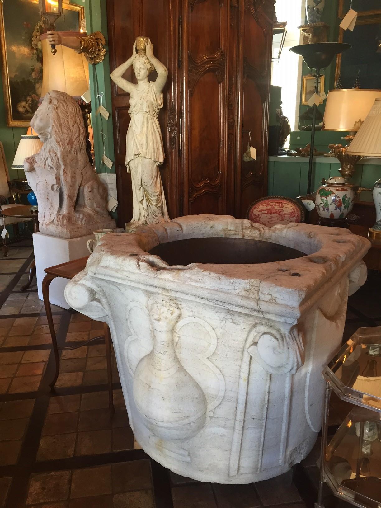 Renaissance Wellhead Hand Carved Marble Container Planter Basin Water Fountain  For Sale 7