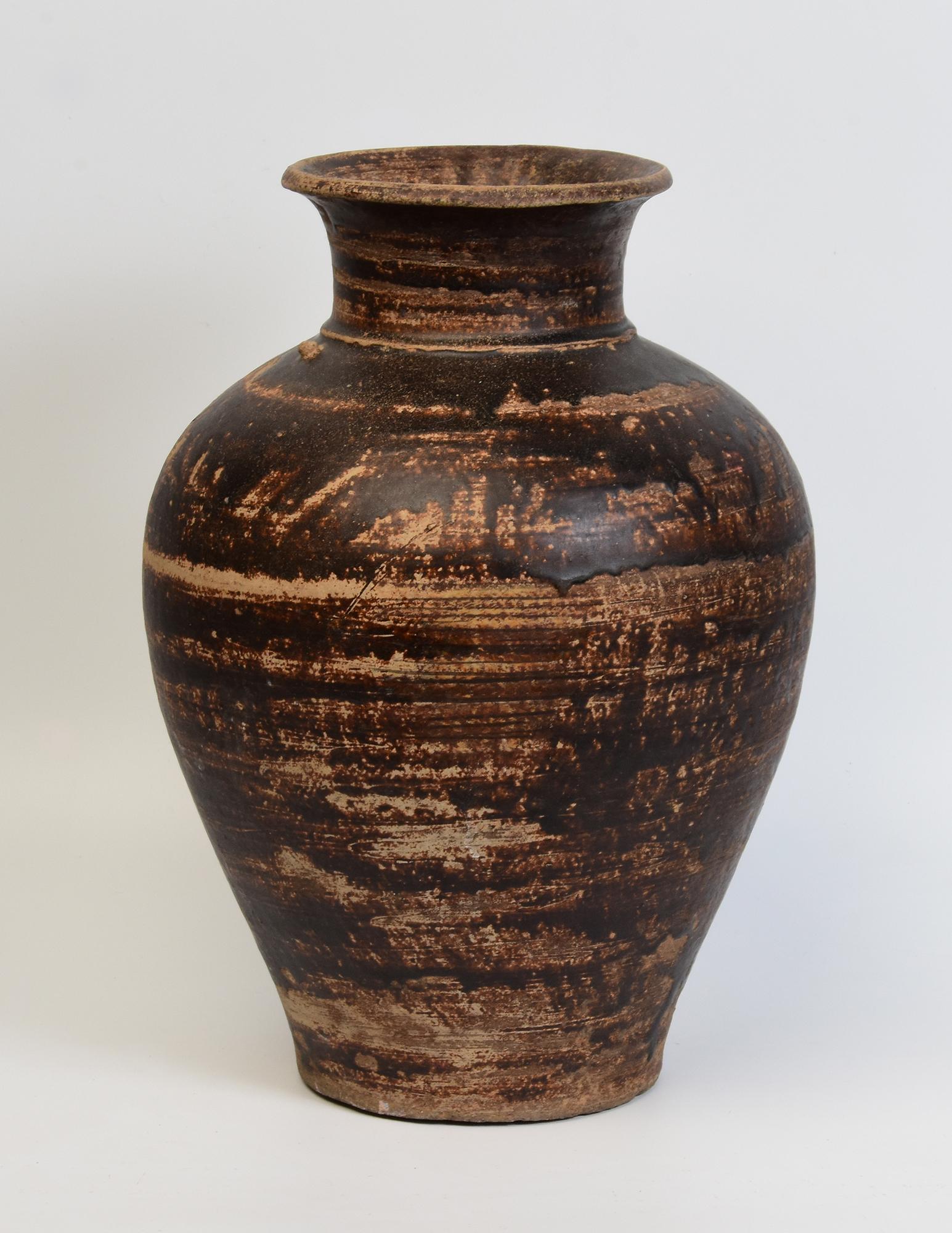 15th Century, Antique Thai Sankampaeng Pottery Ceramic Brown Glazed Jar For Sale 3