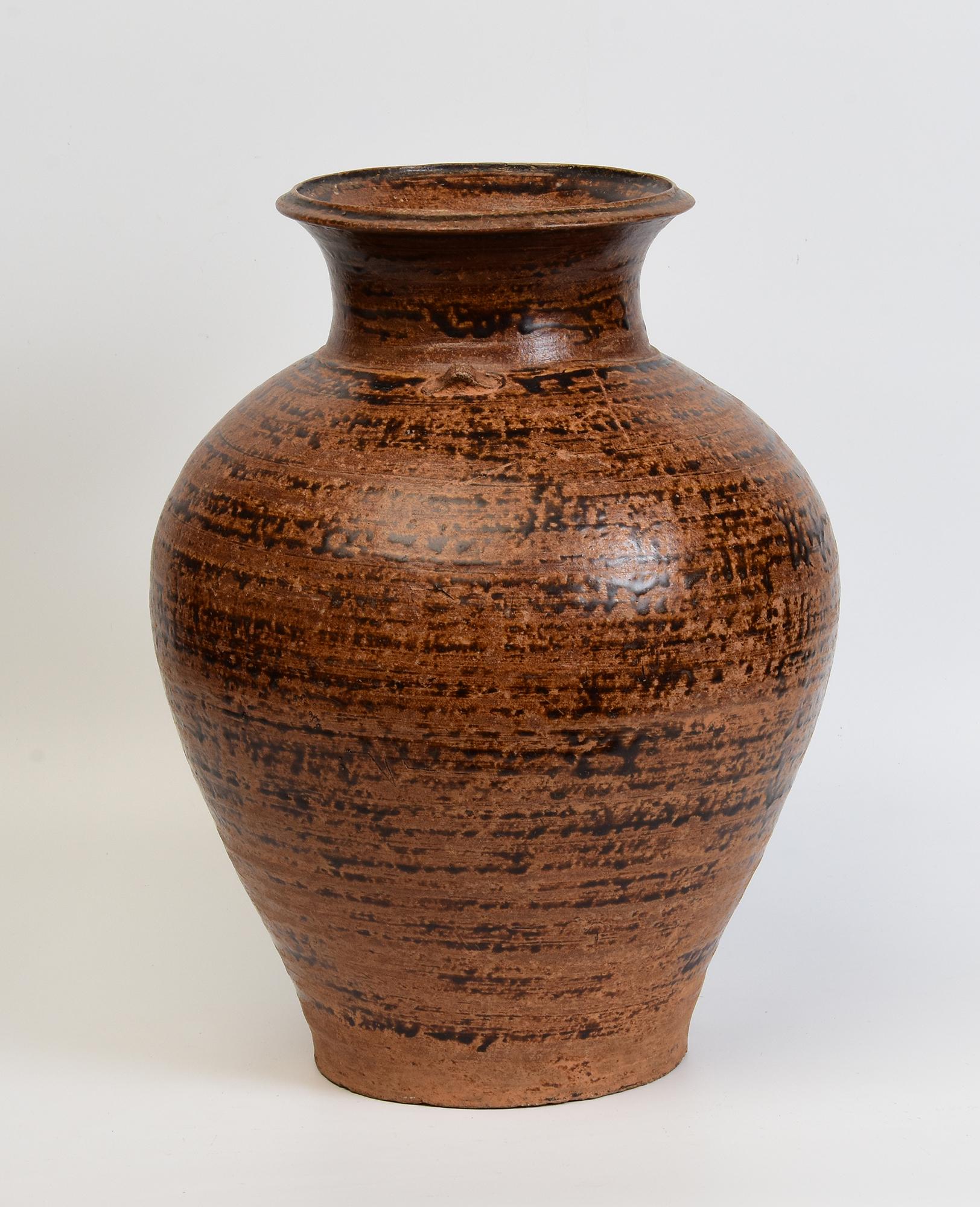 15th Century, Antique Thai Sankampaeng Pottery Ceramic Brown Glazed Jar For Sale 4