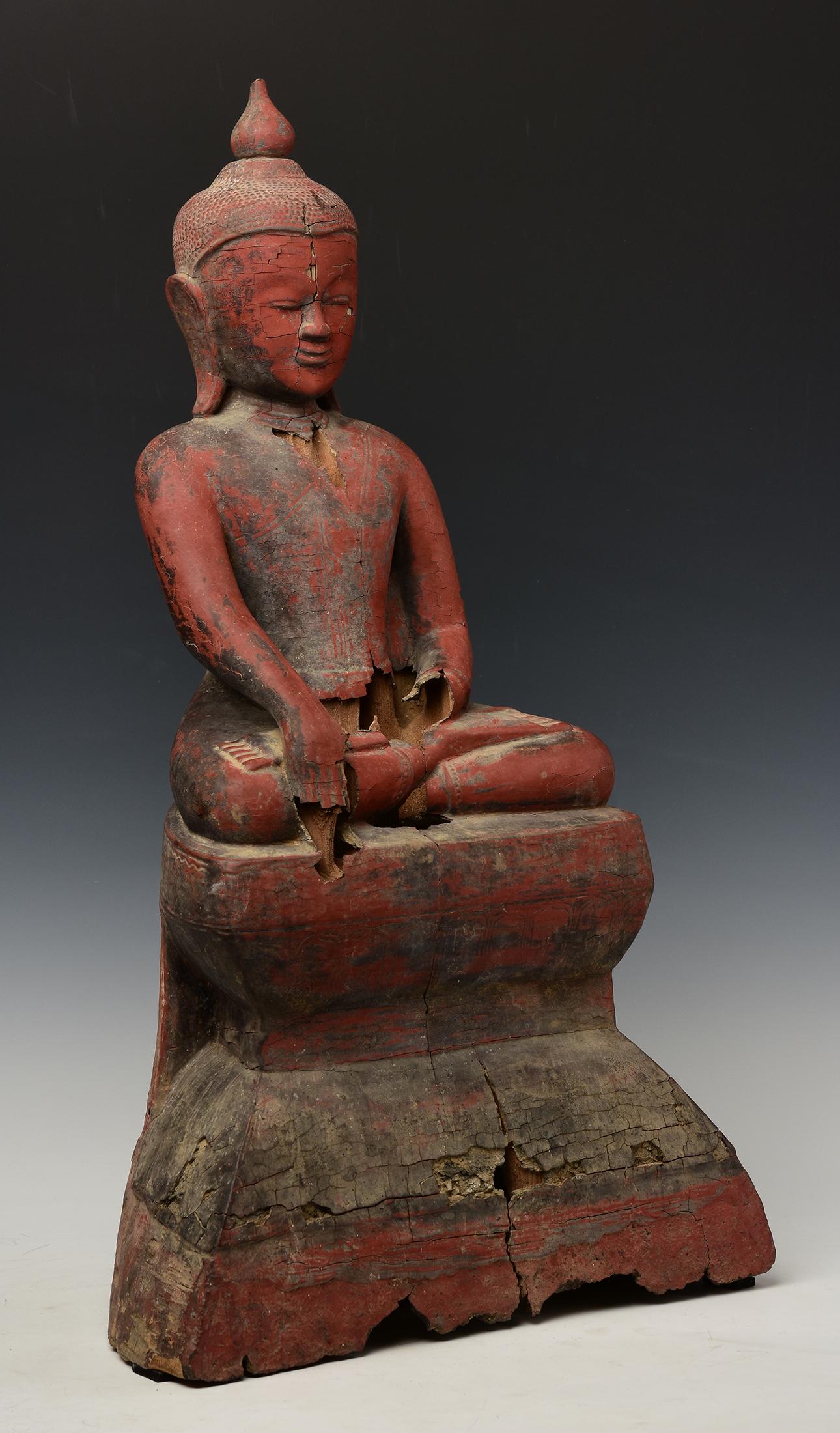 15th Century, Ava, Antique Burmese Wooden Seated Buddha For Sale 12