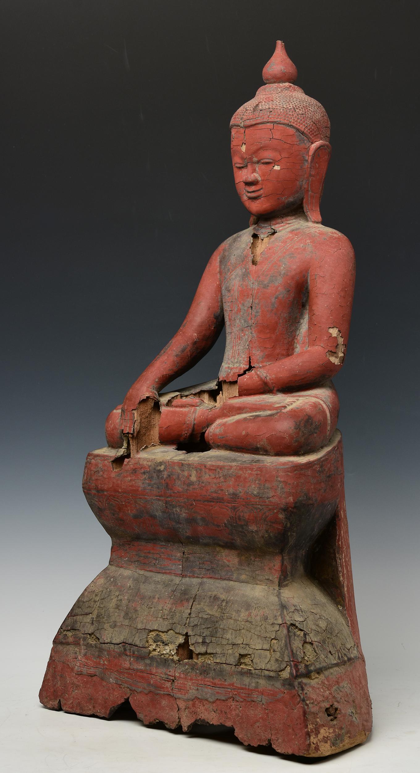 15th Century, Ava, Antique Burmese Wooden Seated Buddha For Sale 4