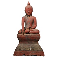 Bouddha assis en bois birman ancien Ava du 15ème siècle