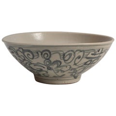 15th Century Chinese Ming Dynasty Blue and White Porcelain Rice Bowl