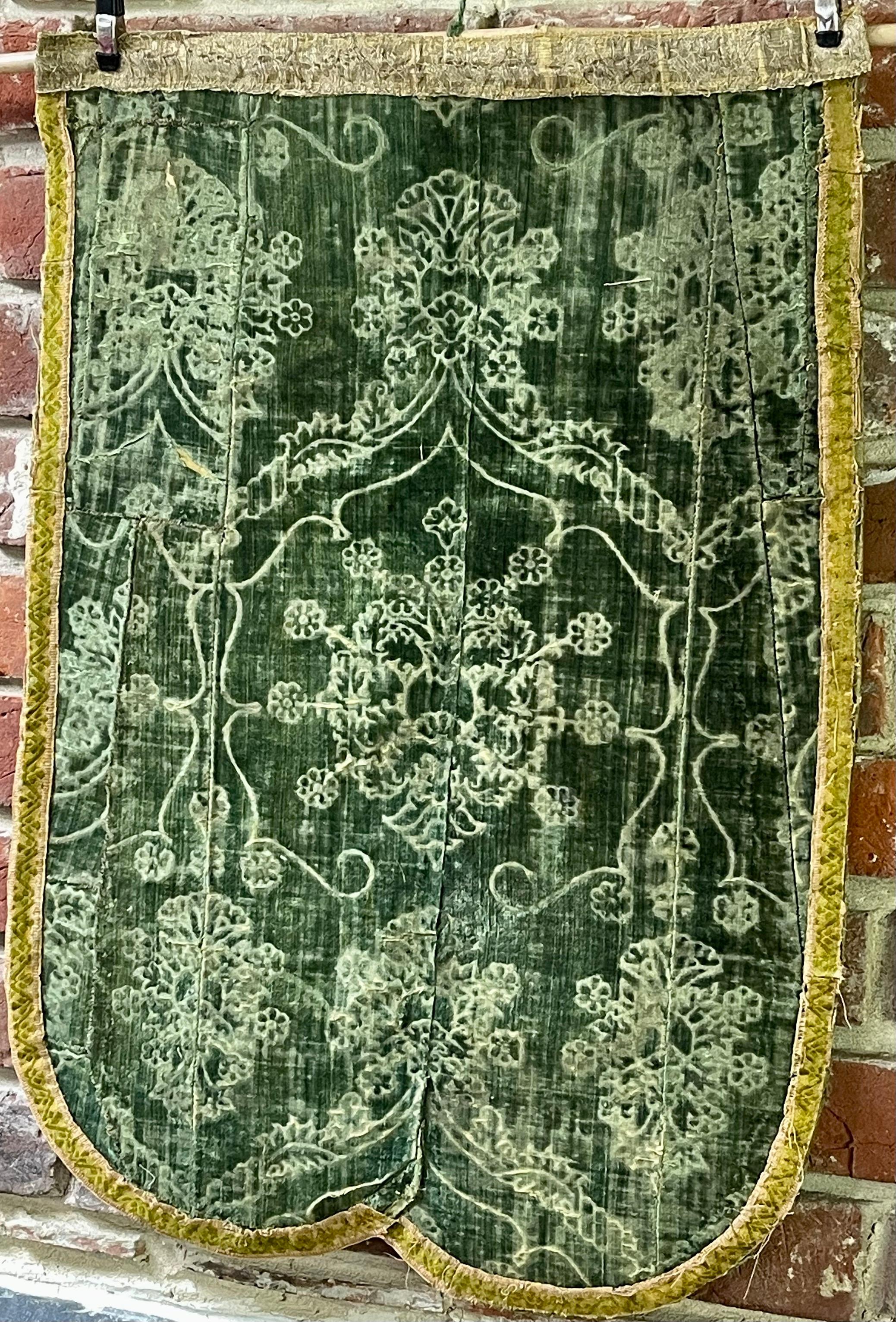Italian 15th Century Ferronerie Silk Velvet For Sale