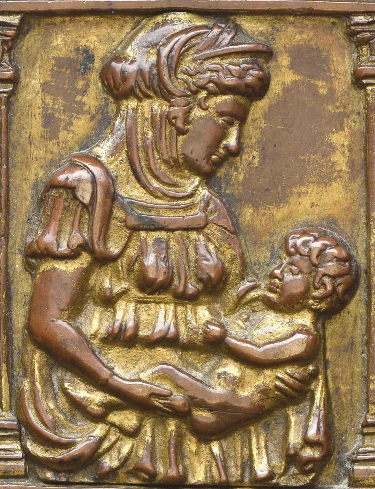 Renaissance Paire de la Vierge et de l'Enfant en Bronze Doré du 15e Siècle, d'après Donatello en vente