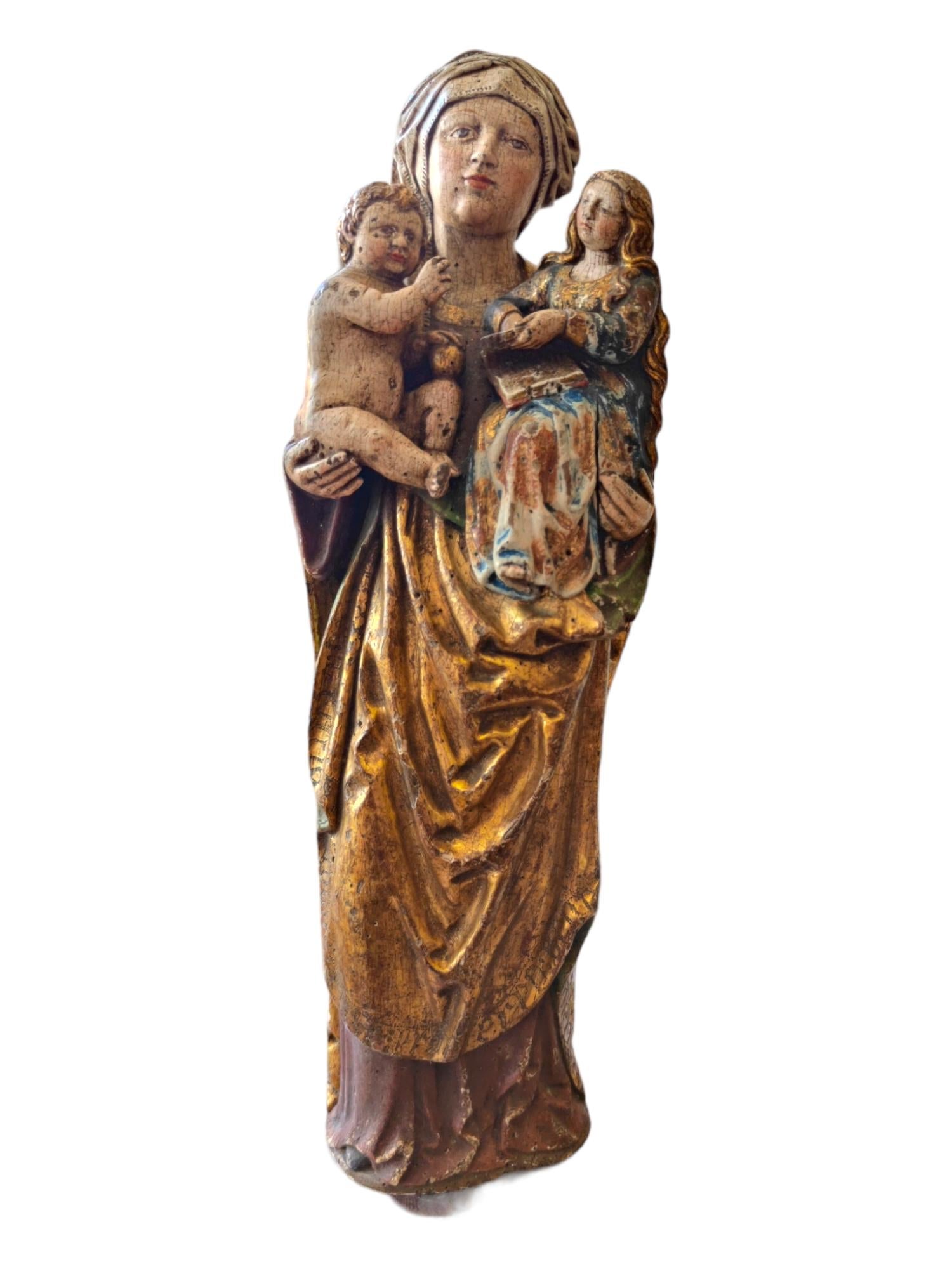 15th century Gothic Virgin
Gothic Virgin of the 15th century Virgin in carved and polychrome wood of the 15th century. In its original state, museum object. Measures 40 cm high, only the sculpture.