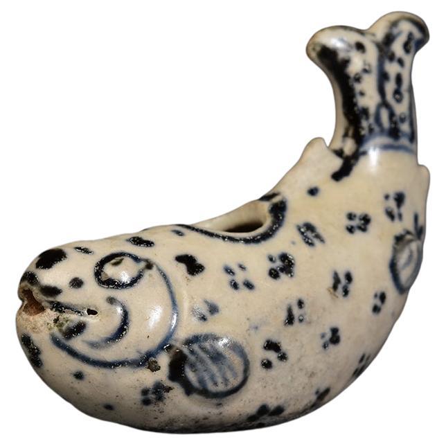 15th Century, Hoi an, Vietnamese Blue and White Ceramic Fish Ink Holder For Sale