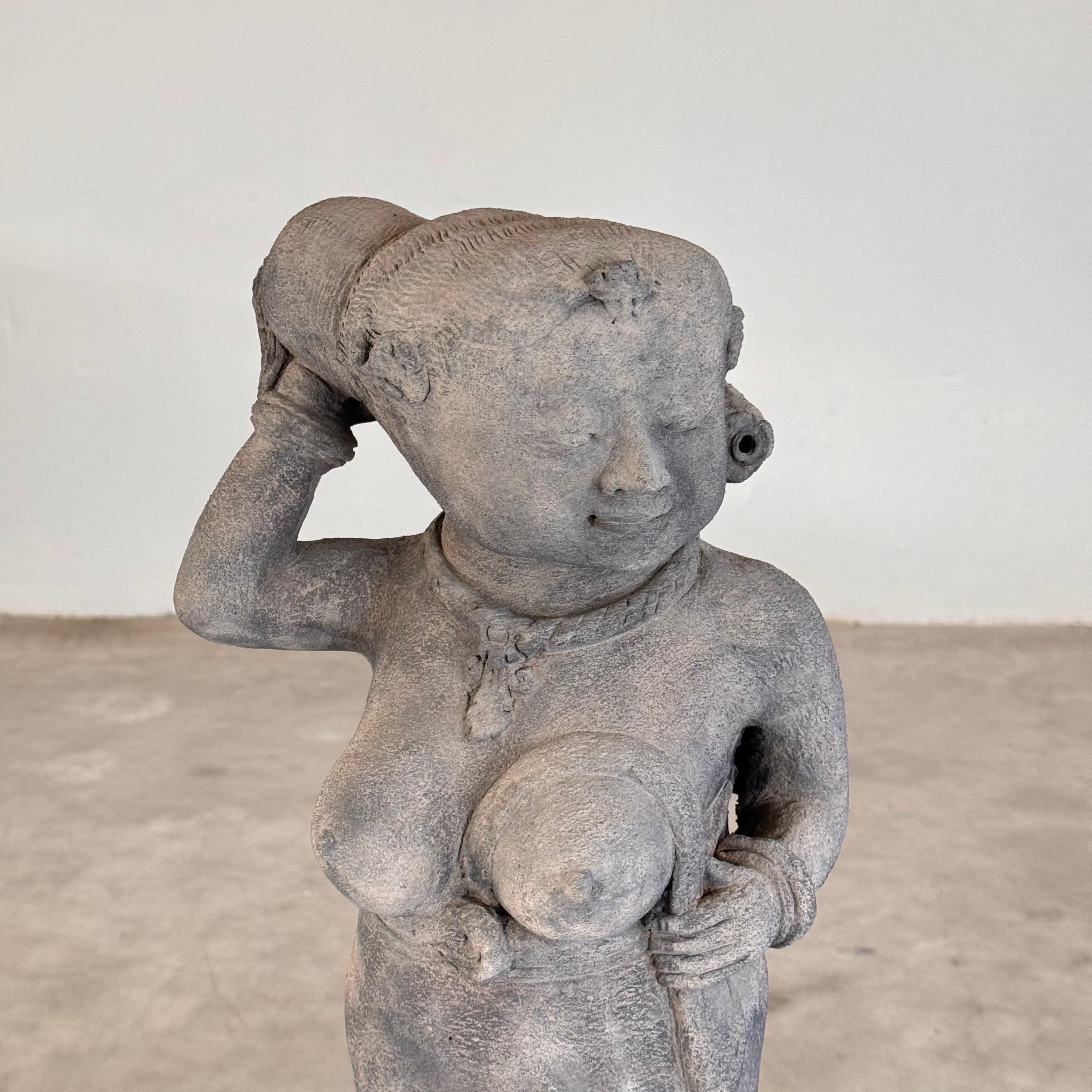 Javanese 15th Century Majapahit Terracotta Handmaiden Figure (Woman Holding Her Hair) For Sale