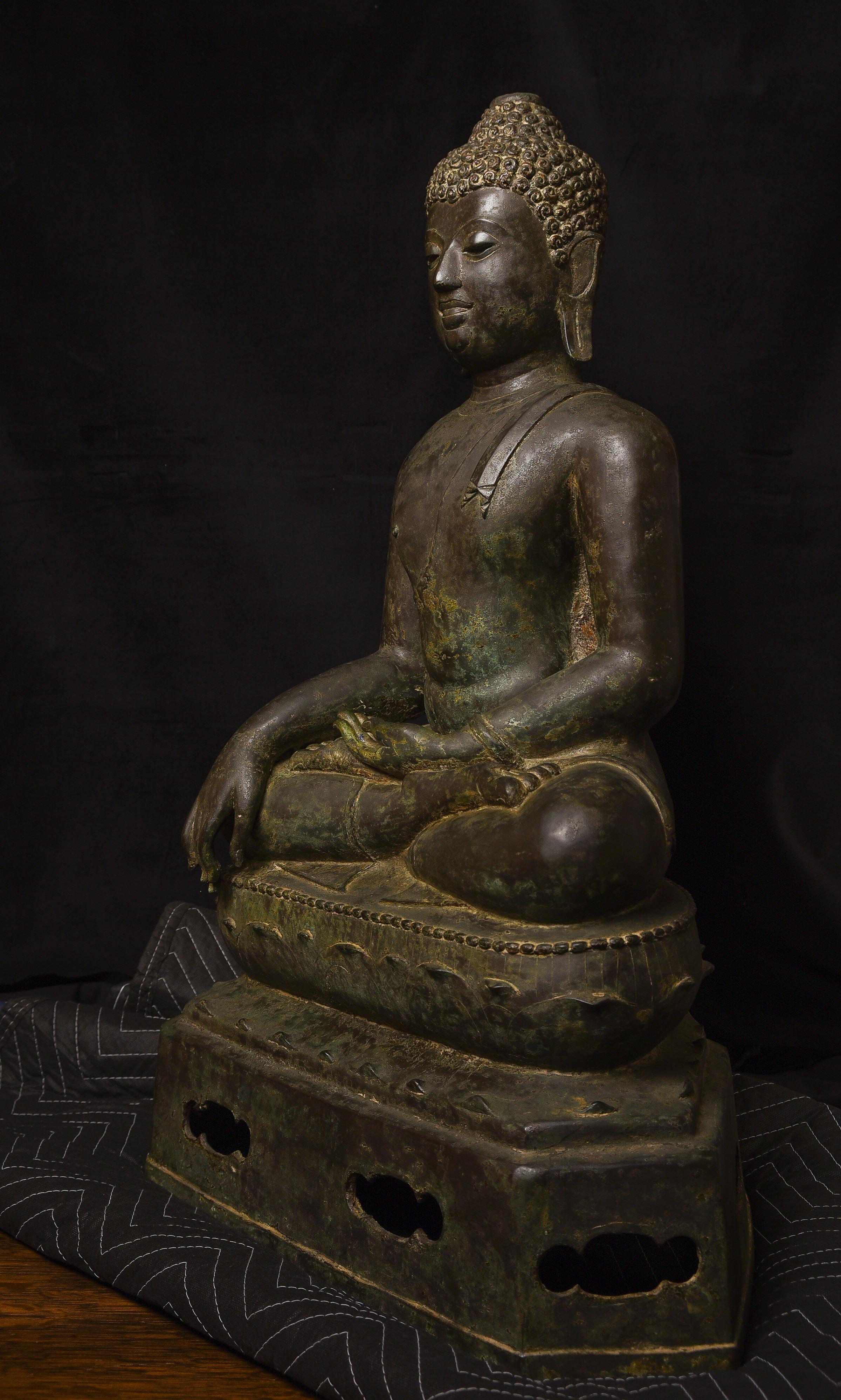 Cast 15th Century Northern Thai Bronze Buddha Masterpiece w Provenance - 9200 For Sale
