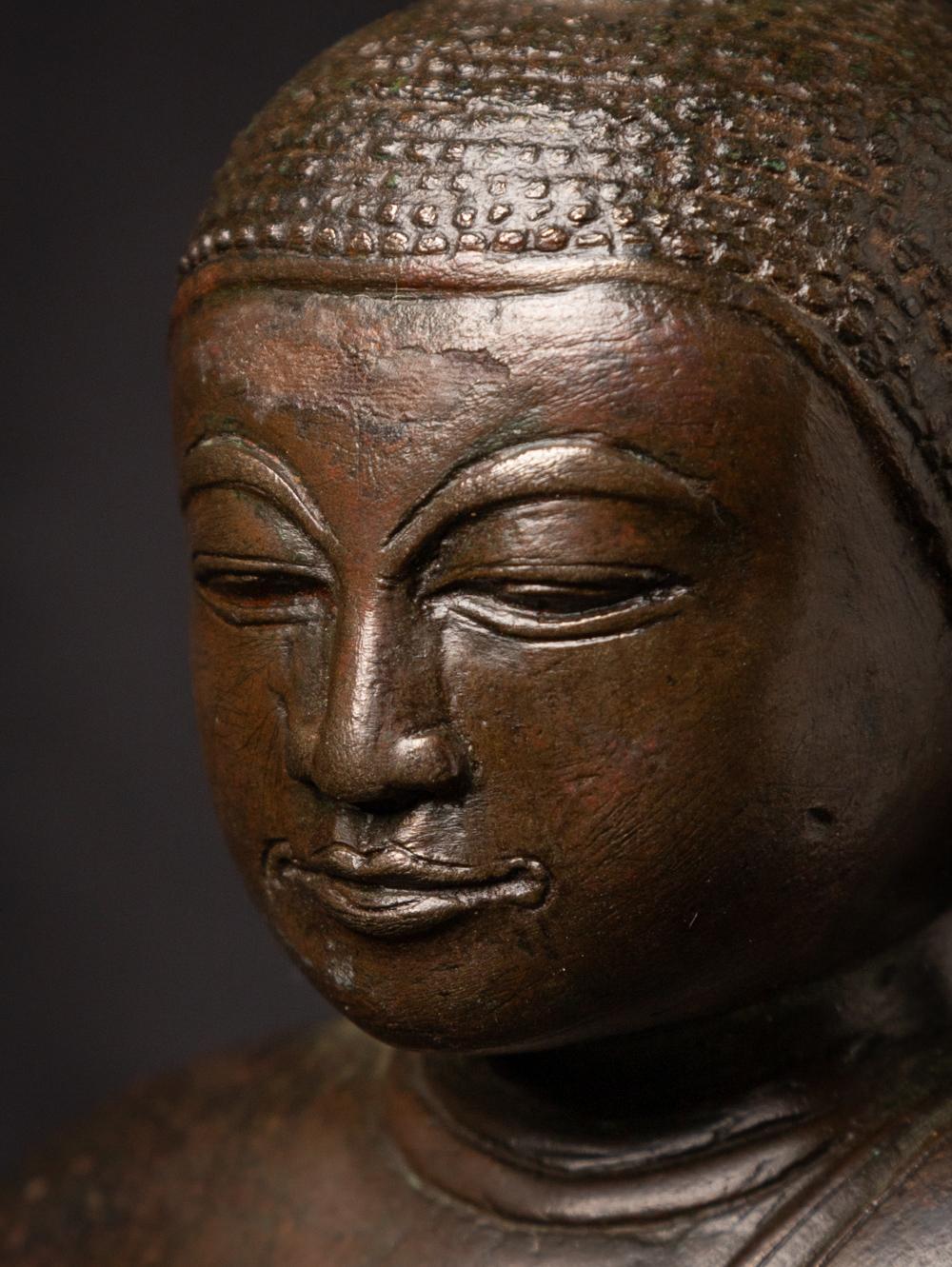 Sondere antike burmesische Buddha-Statue aus Bronze aus Burma aus dem 15. Jahrhundert im Angebot 6