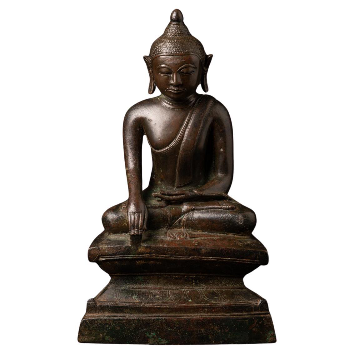 Sondere antike burmesische Buddha-Statue aus Bronze aus Burma aus dem 15. Jahrhundert im Angebot