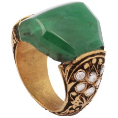 15th Century Technique Emerald and Rose Cut Diamond Ring '22kt gold'