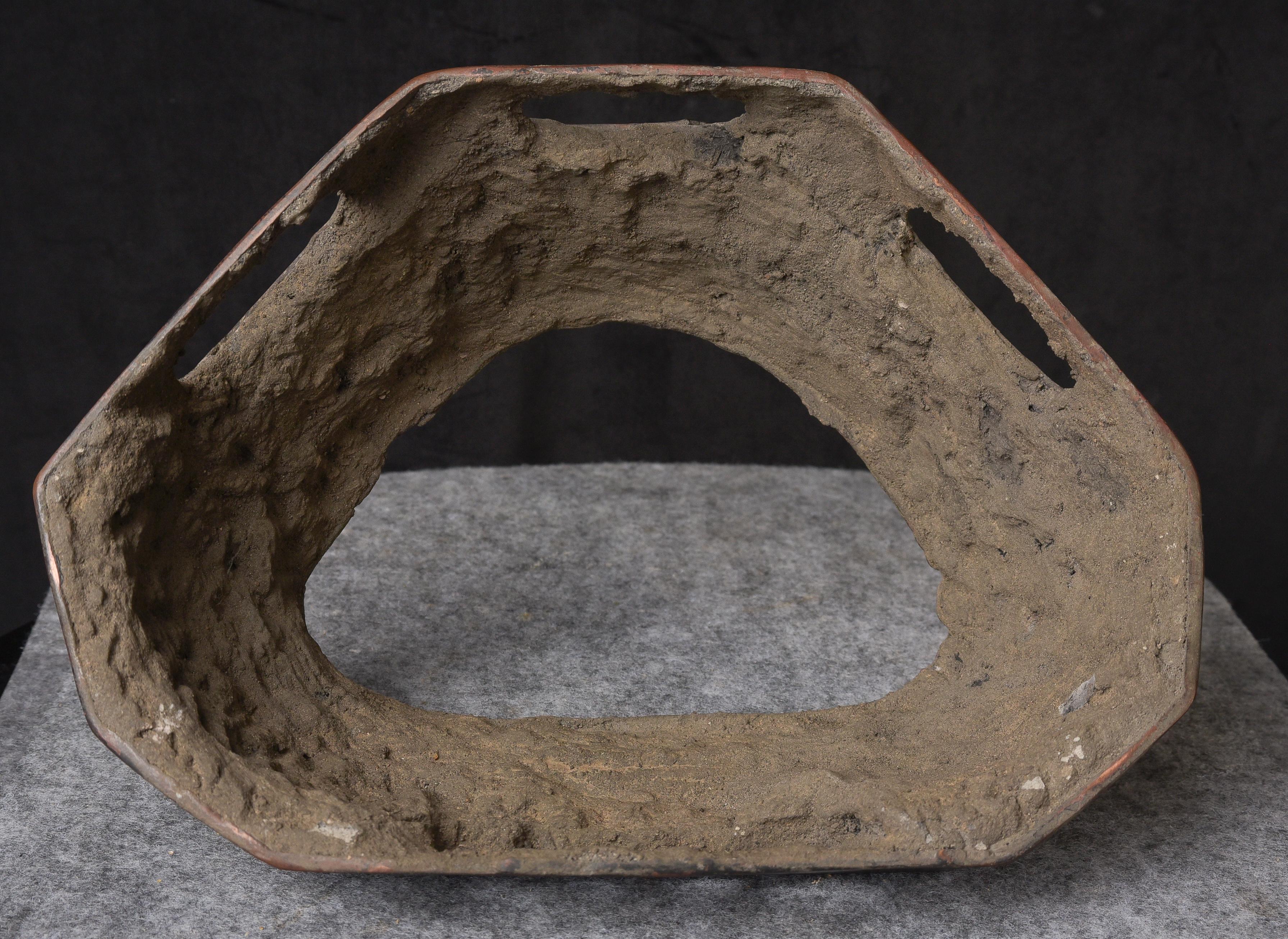 Bouddha thaïlandais en bronze du 15e siècle 10207 en vente 8