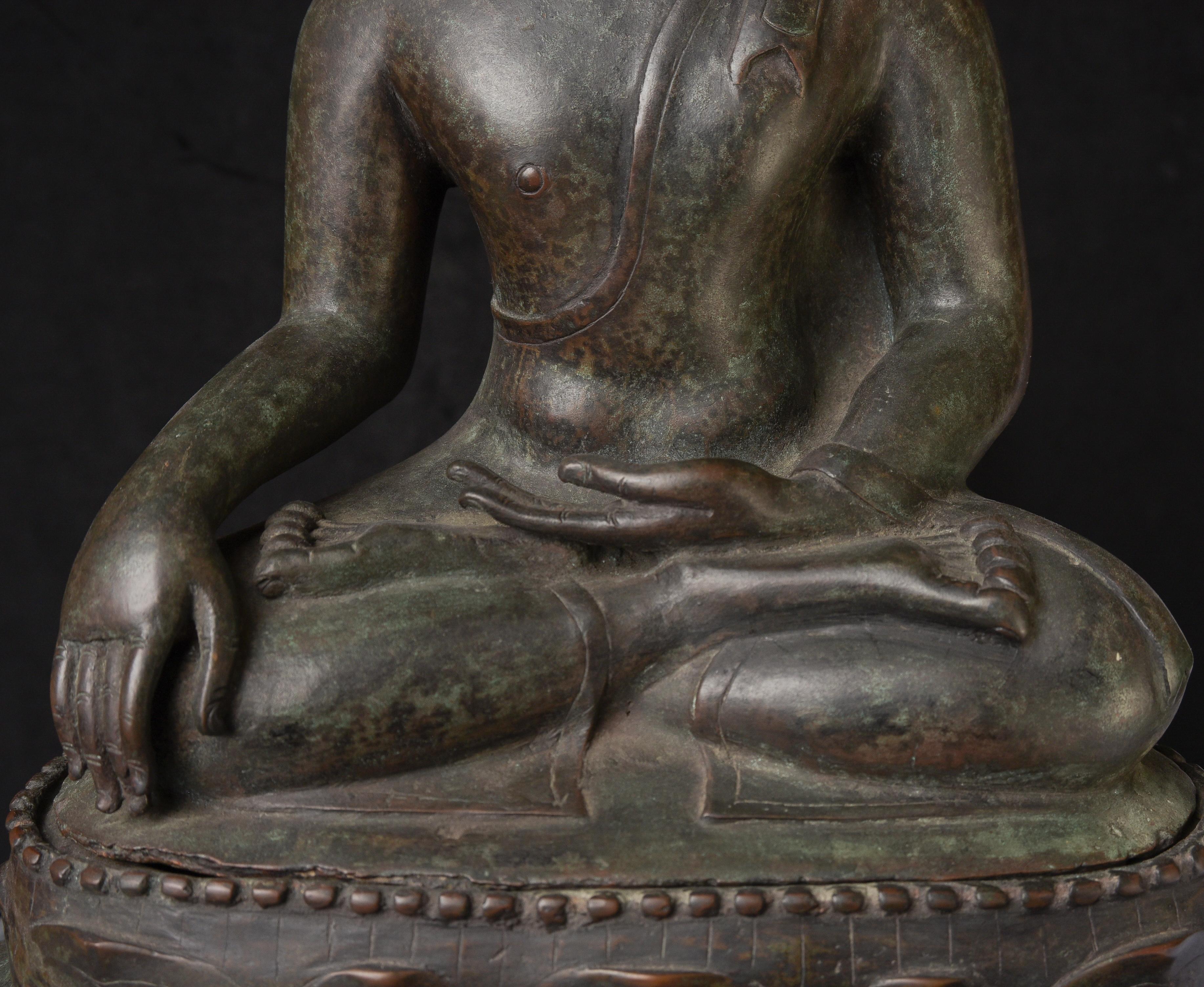 Bronze Bouddha thaïlandais en bronze du 15e siècle 10207 en vente