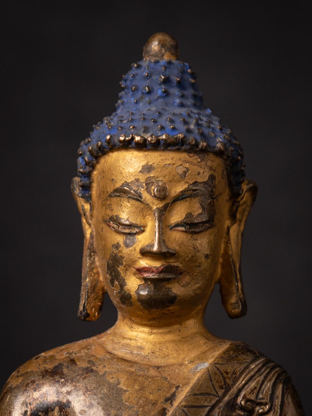 Thai 15th century Very special antique Tibetan Buddha statue in Bhumisparsha Mudra For Sale