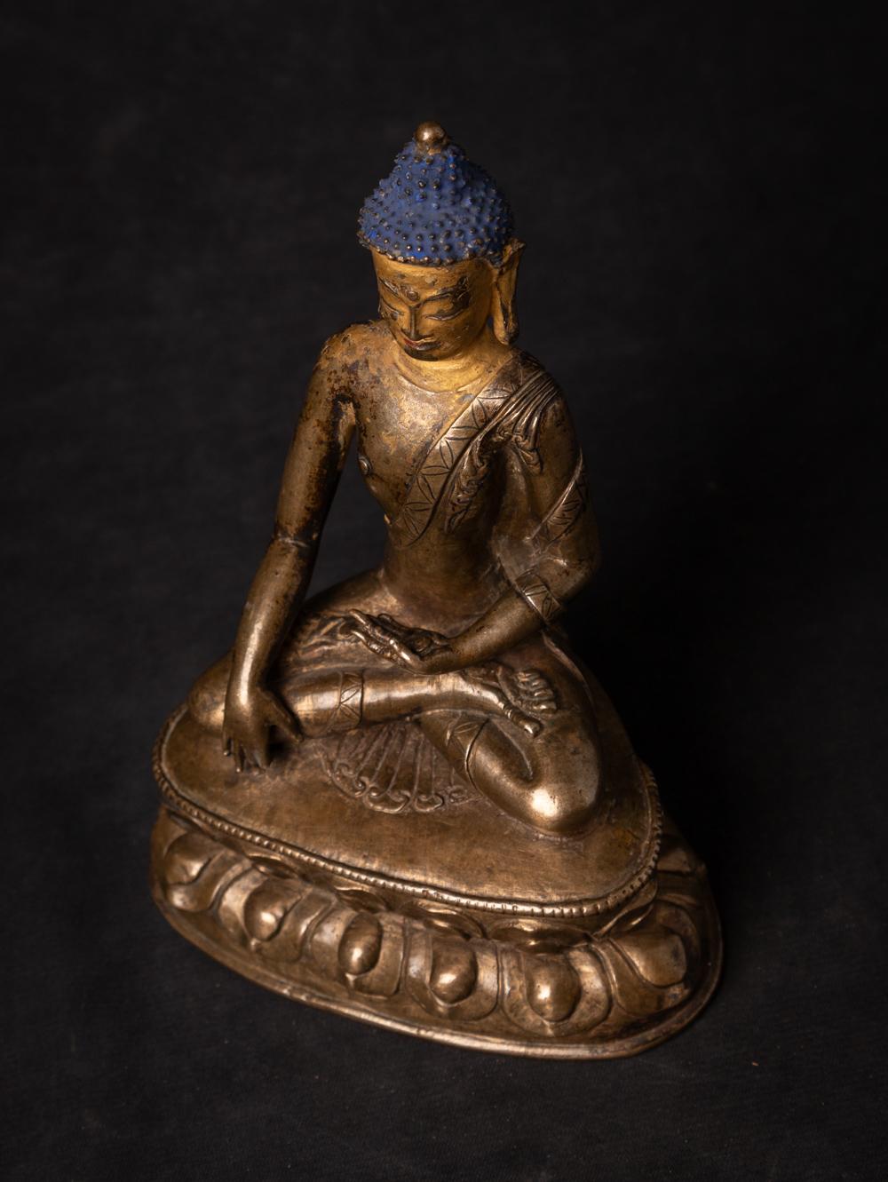 Bronze 15th century Very special antique Tibetan Buddha statue in Bhumisparsha Mudra For Sale