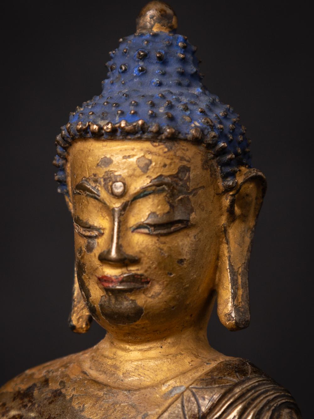 15th century Very special antique Tibetan Buddha statue in Bhumisparsha Mudra For Sale 2