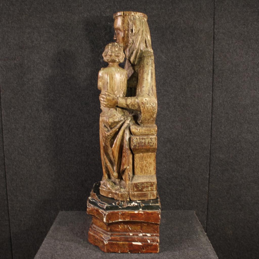 18th Century and Earlier 15th Century Wooden Antique Religious Sculpture Madonna with Child, 1470 in vendita