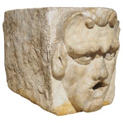 Bocca di fontana gargoyle in marmo del XV o XVI secolo da Arezzo, Italia