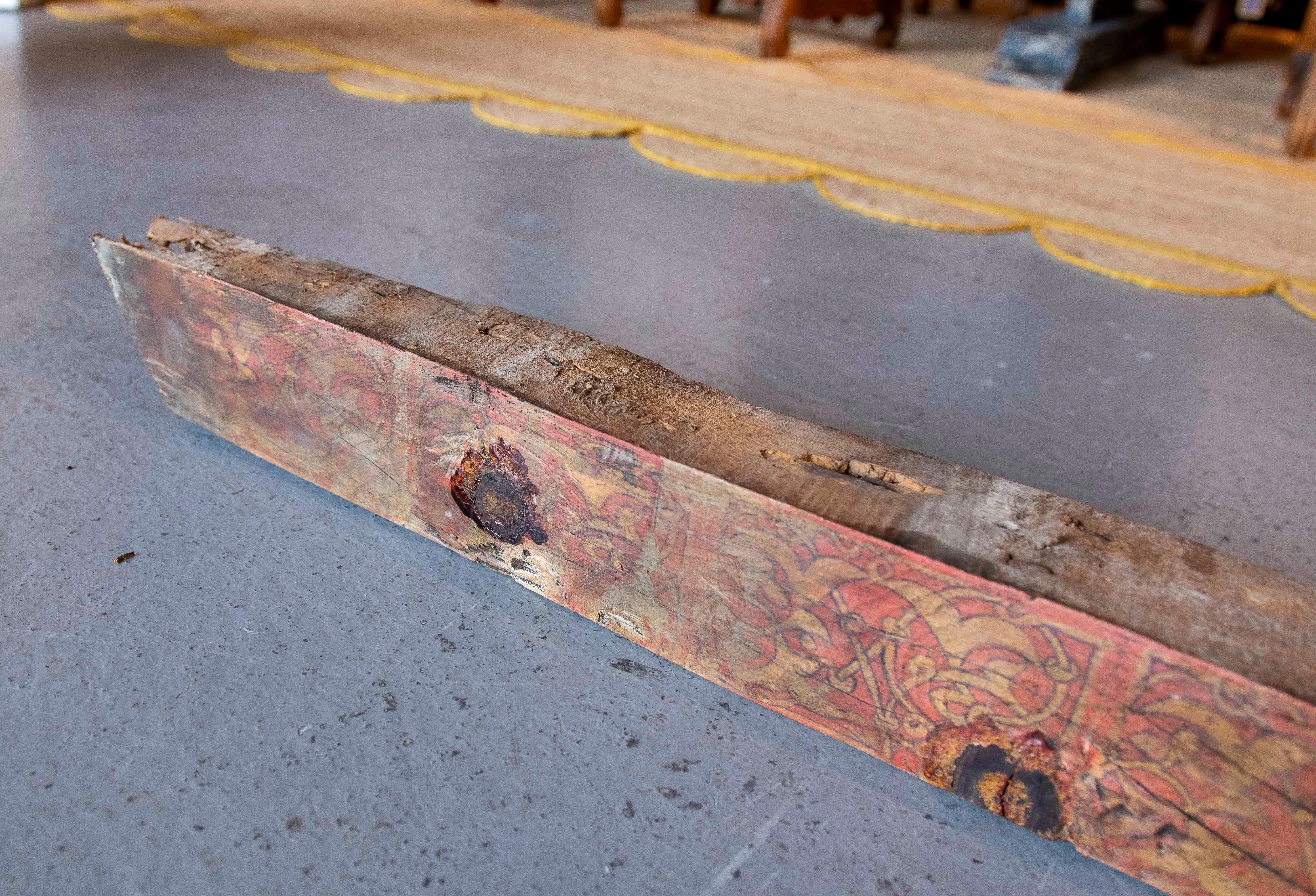 Artesonado español del siglo XV con policromía original siglo XVIII y antes en venta