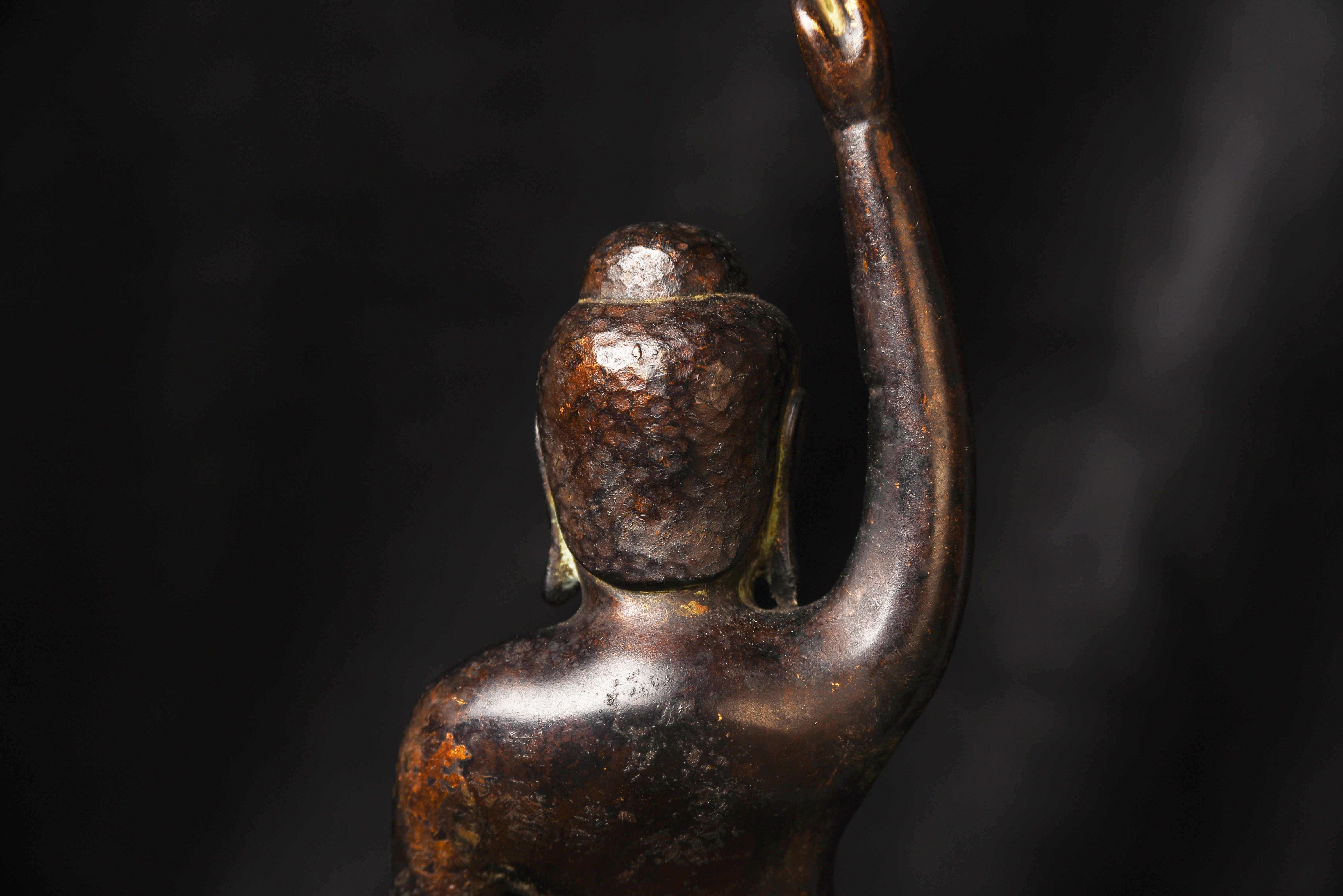 15th Century Japanese Bronze Baby Buddha, Large, Refined and Graceful-Special! For Sale 5
