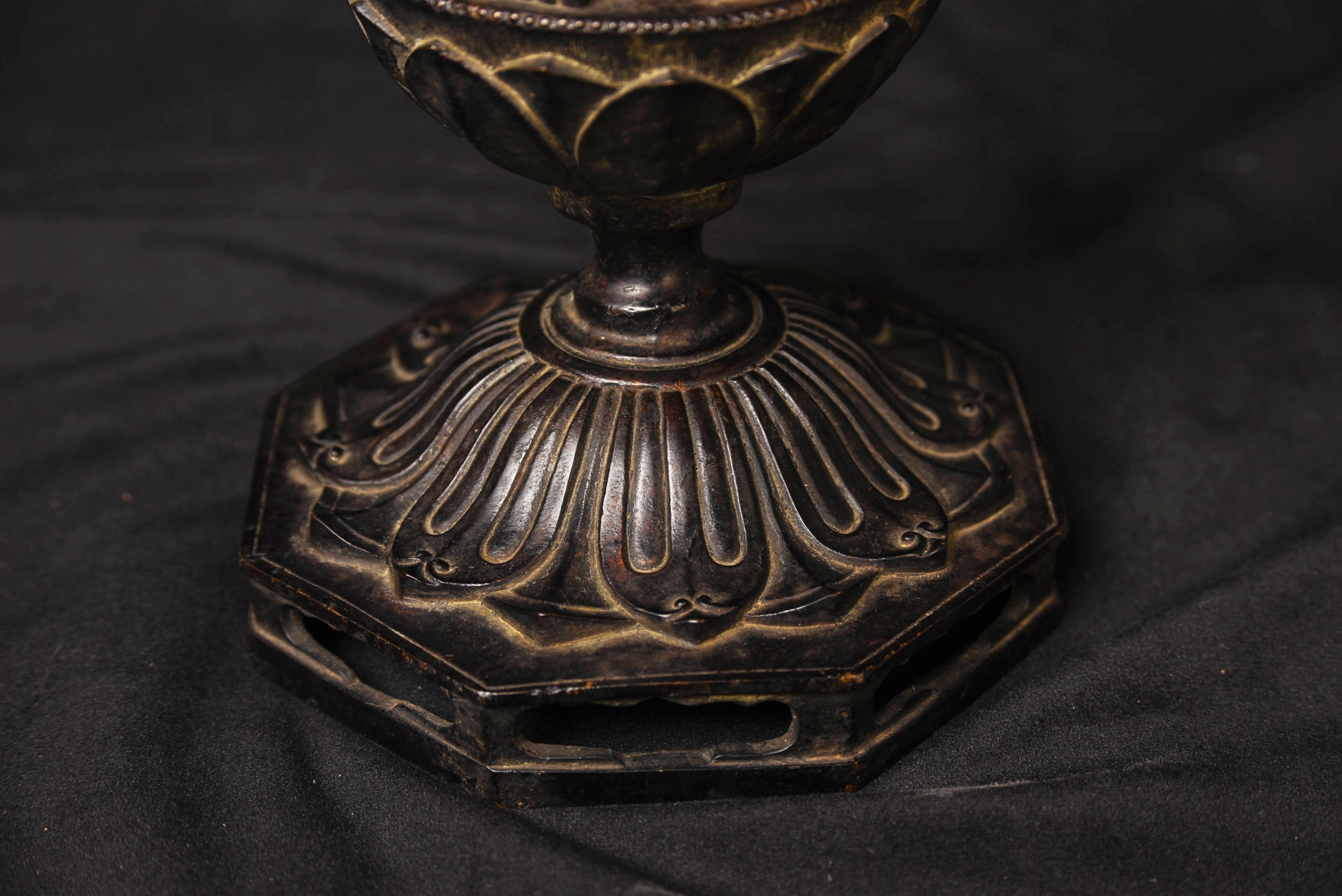 Bronze Grand Bouddha japonais du 15ème siècle en bronze - Grand, raffiné et gracieux - spécial ! en vente