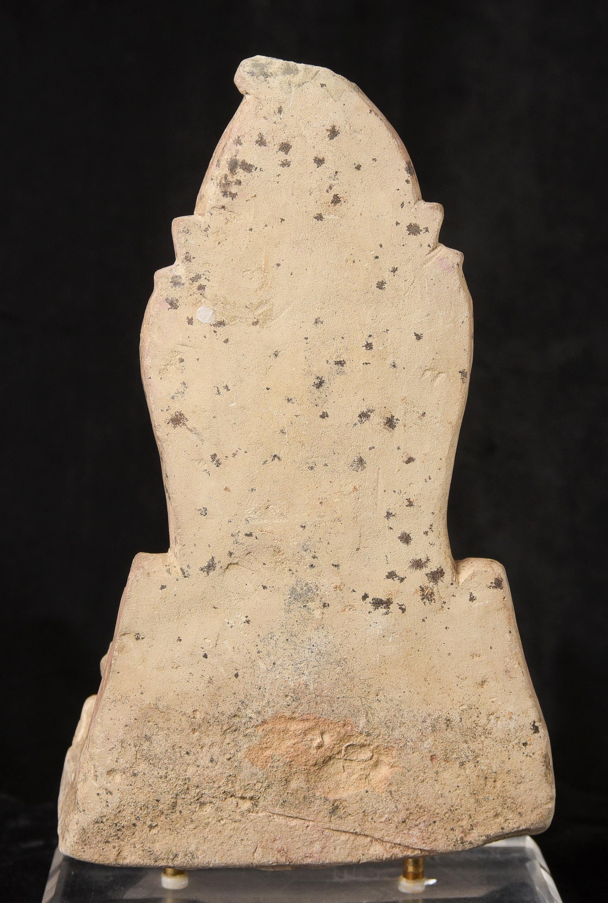 Buda de estuco del norte de Tailandia del siglo XV- buen ejemplo- perfecto estado - 10260 en venta 1