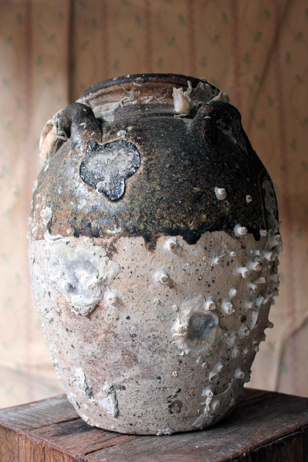 15th Century Salvaged Shipwreck Sawankhalok Jar, Royal Nanhai, circa 1460 6
