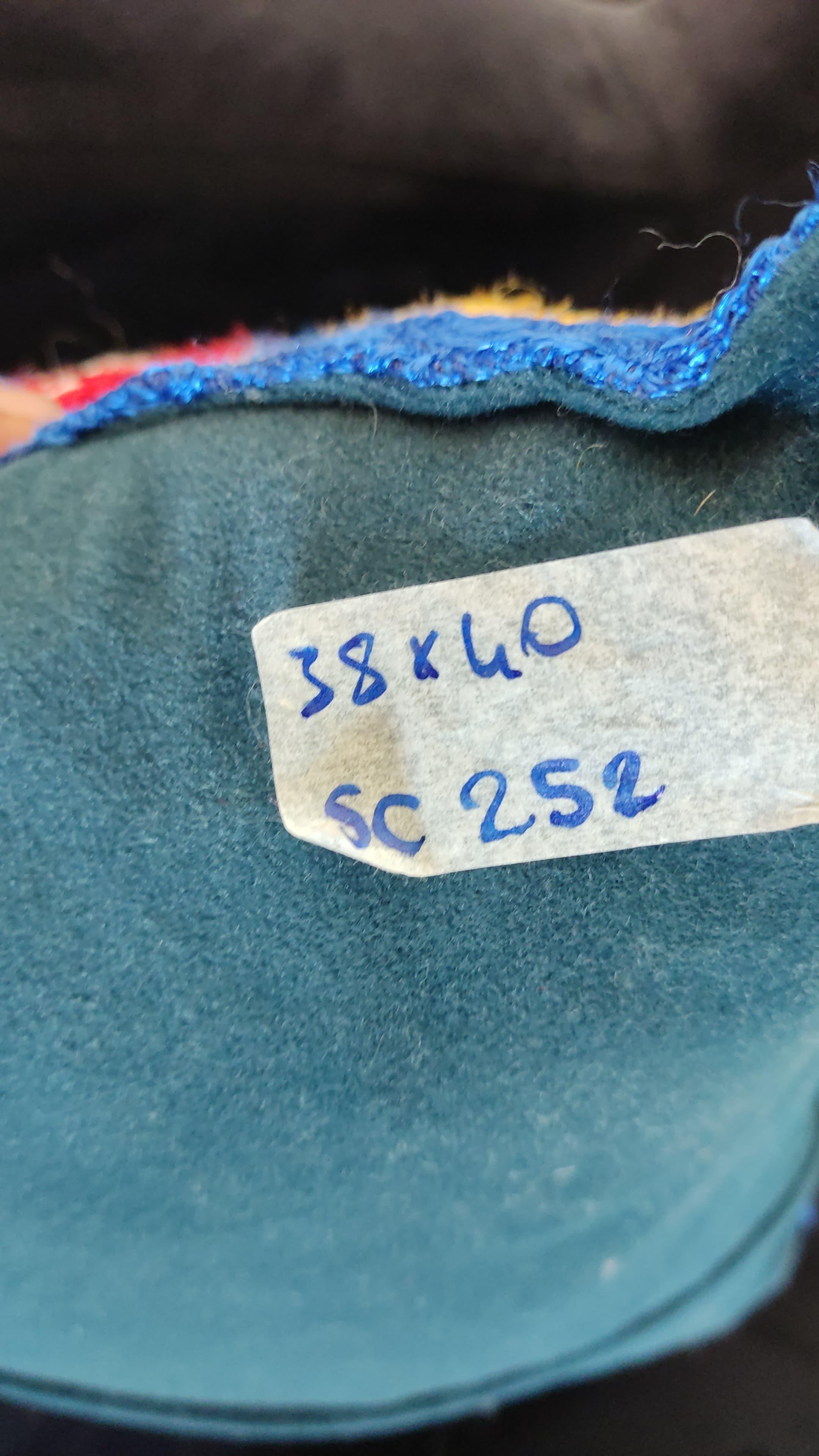 Suzani Copricuscino in seta e cotone ricamato a mano 15 