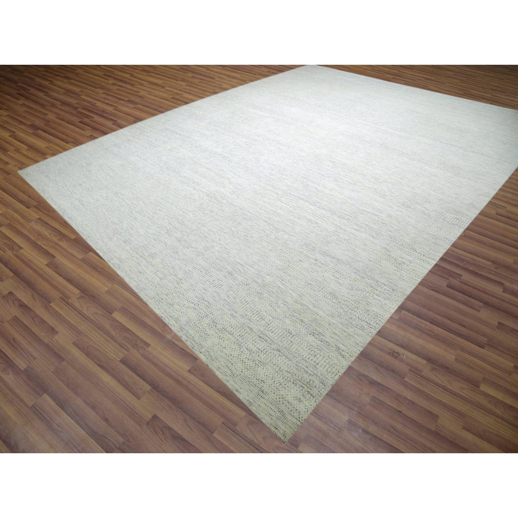 Moderno 15'x20' Nacre White Modern Grass Design Tappeto di lana annodato a mano di grandi dimensioni in vendita